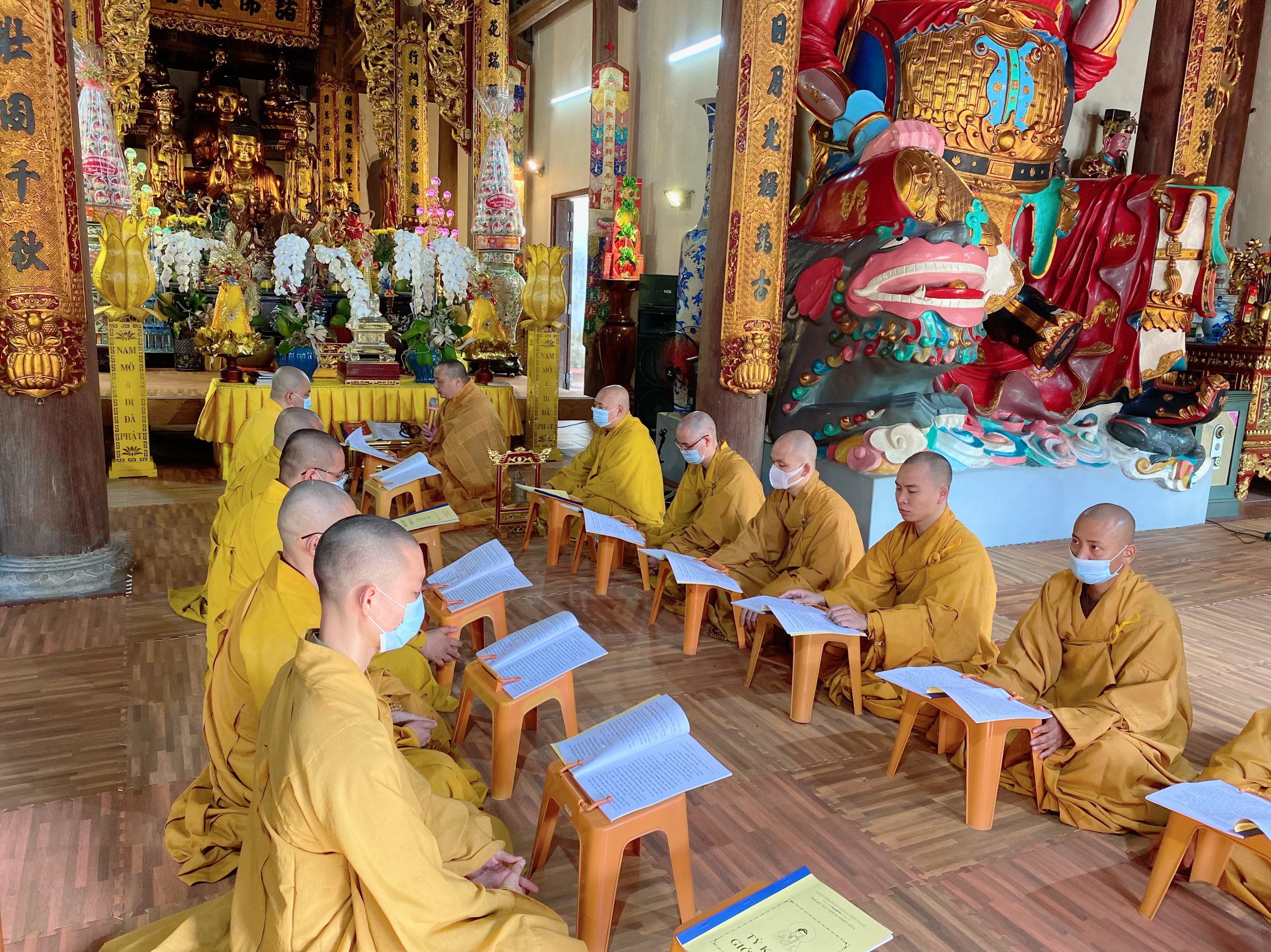 Hải Phòng: Chư Tăng huyện Tiên Lãng trang nghiêm Bố-tát, tụng giới mùa An cư Kiết hạ
