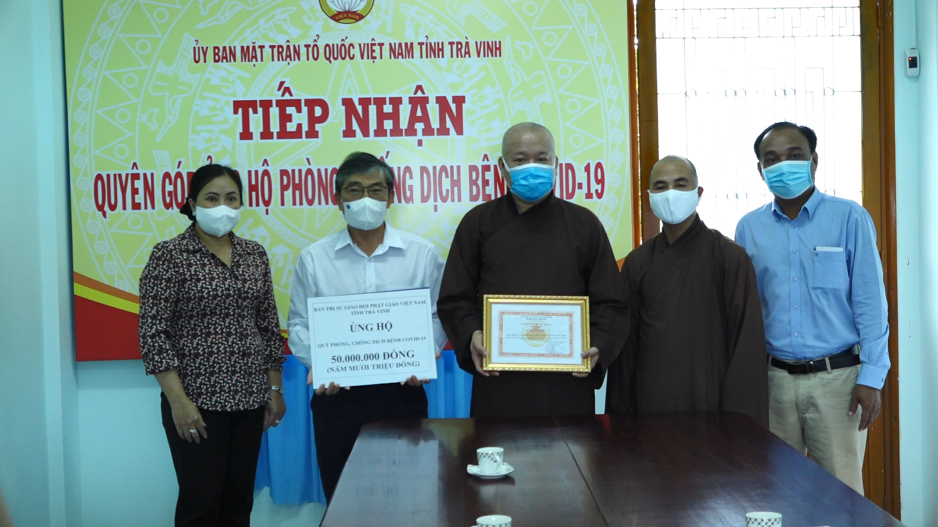 Trà Vinh: Ban Trị sự GHPGVN tỉnh ủng hộ quỹ phòng, chống dịch COVID-19