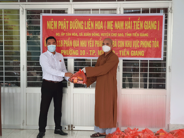 Tiền Giang: Niệm Phật đường Liên Hoa hỗ trợ bà con các khu phong tỏa để phòng chống dịch Covid