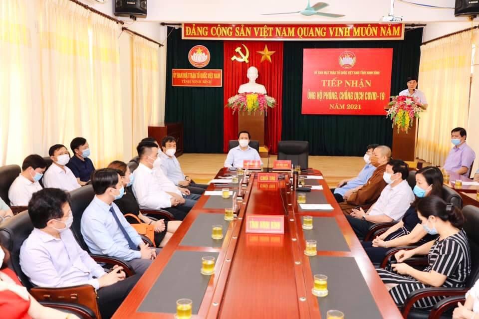 Ninh Bình: Doanh nghiệp Xuân Trường ủng hộ 112 tỷ phòng, chống dịch COVID-19
