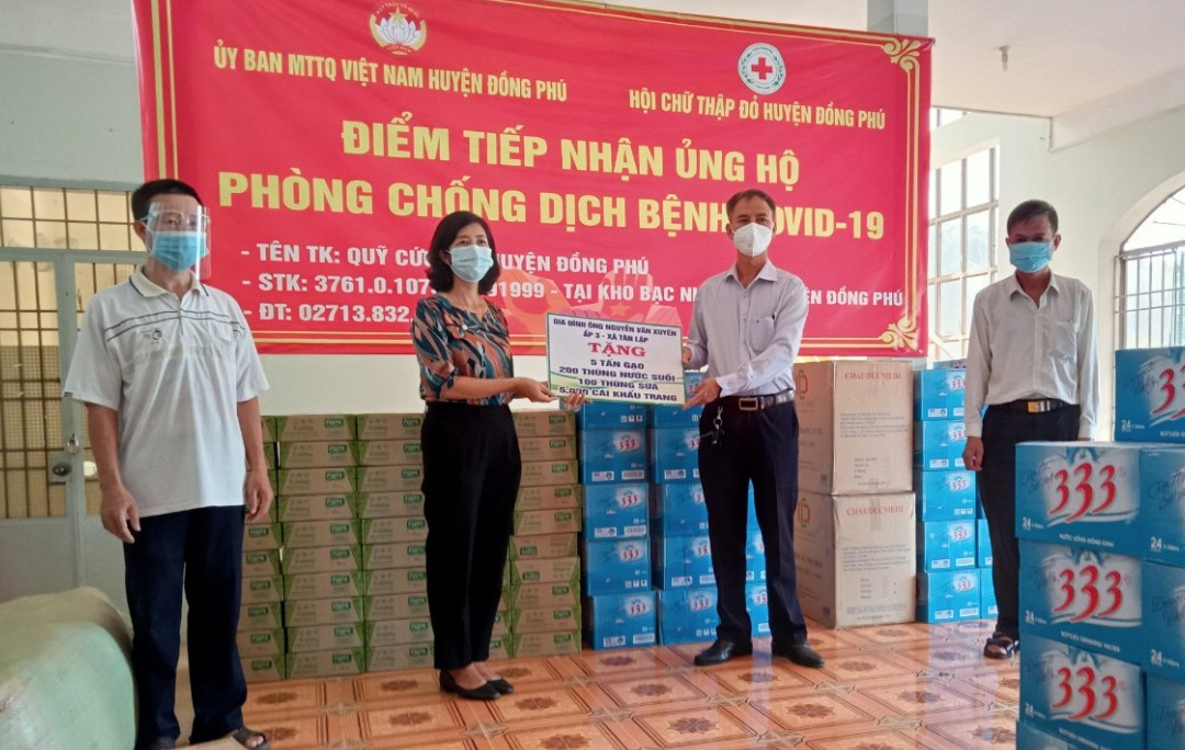 Bình Phước: Cụ ông 87 tuổi ủng hộ 130 triệu đồng tiền tiết kiệm cho công tác phòng, chống dịch COVID-19