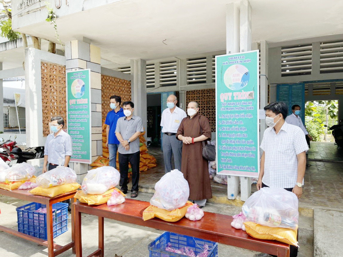 Trà Vinh: Chùa Phật Bửu tiếp tục hỗ trợ người dân trong đại dịch Covid 19