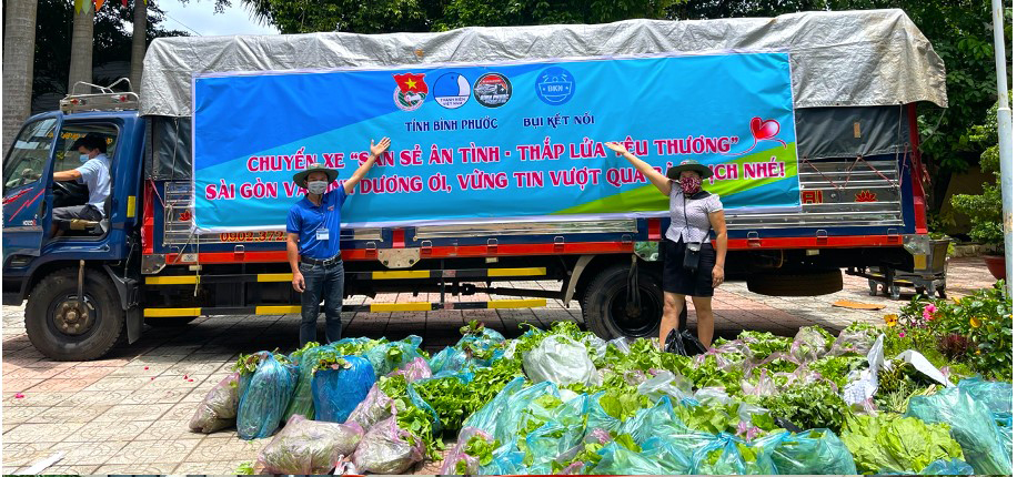 Những chuyến xe thiện lành “cõng” 113 tấn lương thực từ Bình Phước gửi đến “tâm dịch” Sài Gòn - Bình Dương