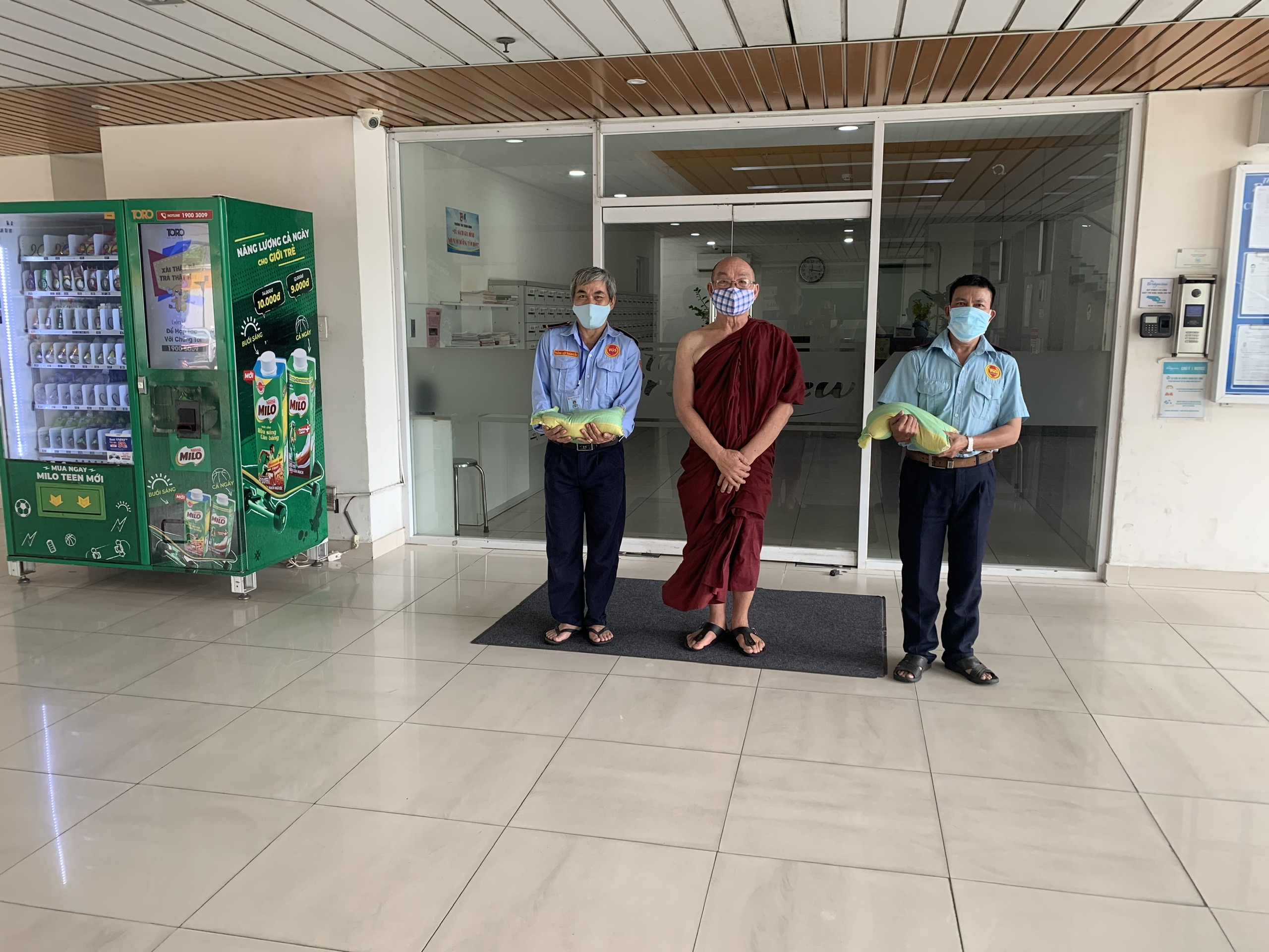 Trung tâm Nghiên cứu & Ứng dụng Phật học UNESCO hỗ trợ tâm dịch TP.HCM