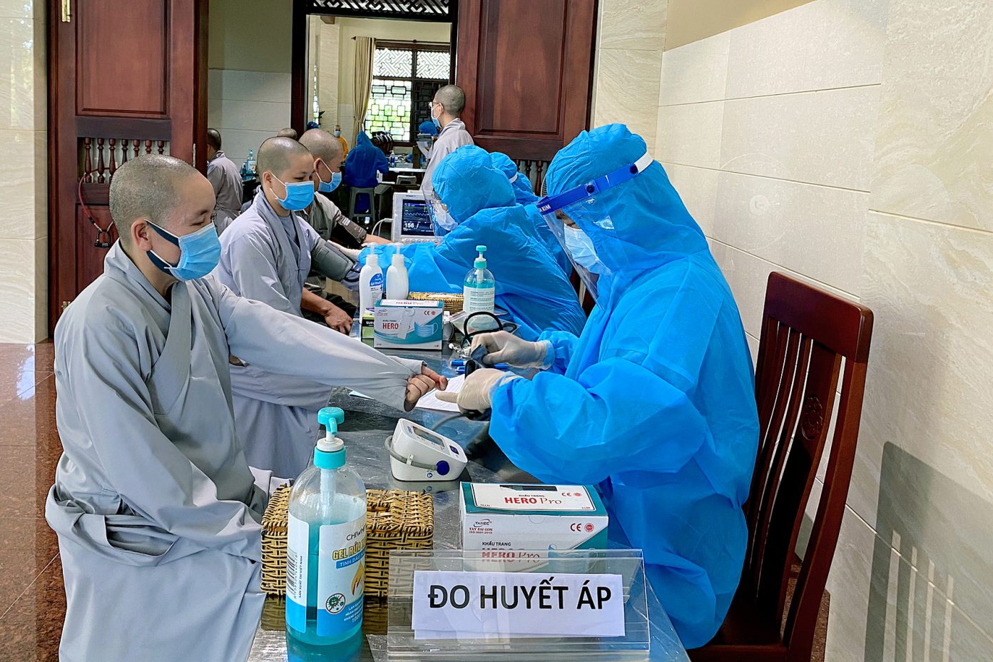 TP.HCM: Hơn 1.000 Tăng Ni sinh Học viện PGVN tiêm ngừa vắc xin phòng chống dịch COVID-19