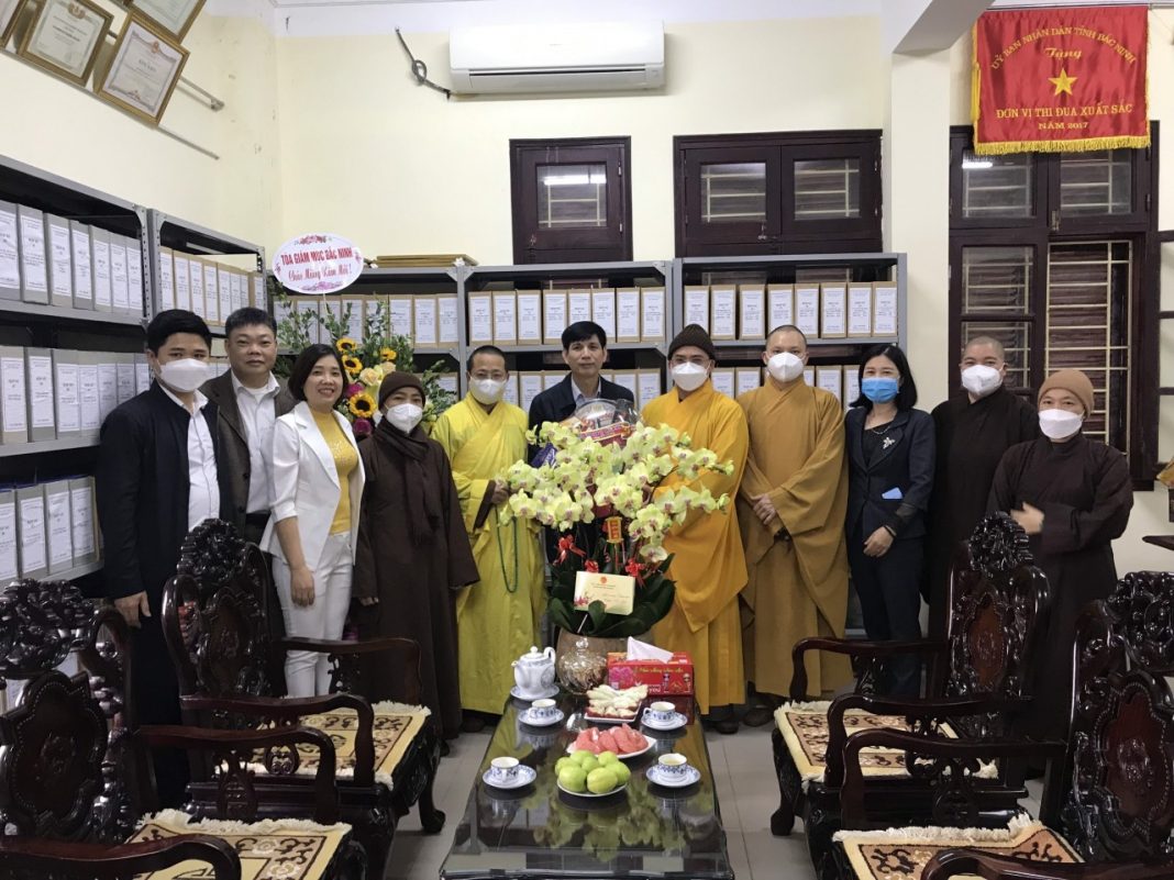 Bắc Ninh : Ban Trị sự Phật giáo thành phố thăm chúc Tết các cấp Lãnh đạo Chính quyền cấp thành phố nhân dịp Xuân Nhâm Dần