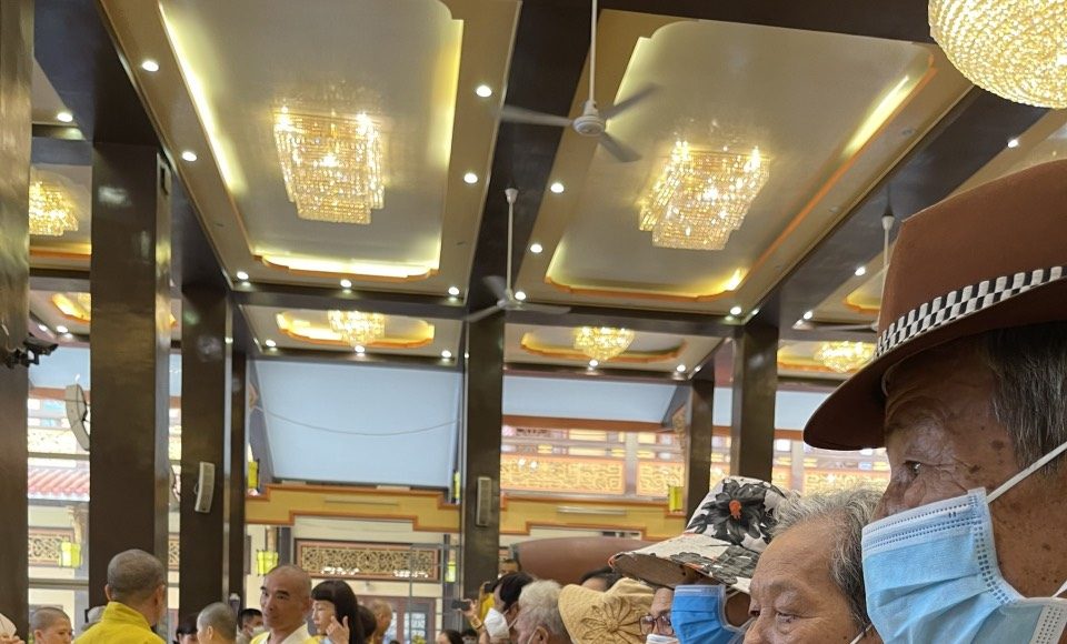 Đồng Nai: Chùa Long Hương trao tặng 1200 phần quà hỗ trợ bà con huyện Nhơn Trạch nhân dịp Xuân Nhâm Dần