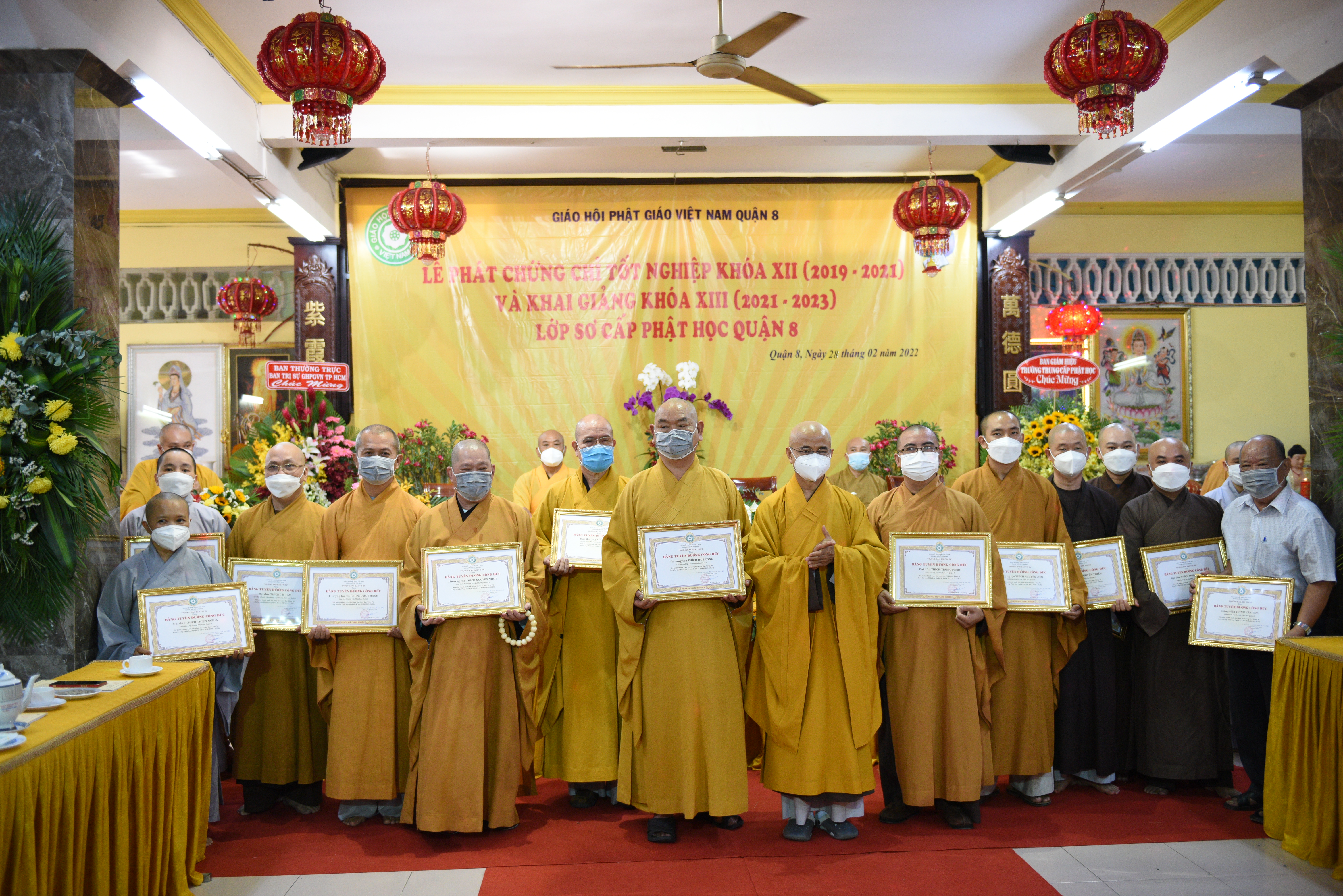 TP.HCM: Lễ cấp chứng chỉ tốt nghiệp khóa XII (2019 -2021) và Khai giảng khóa XIII (2021 – 2023) lớp Sơ cấp Phật học Q.8