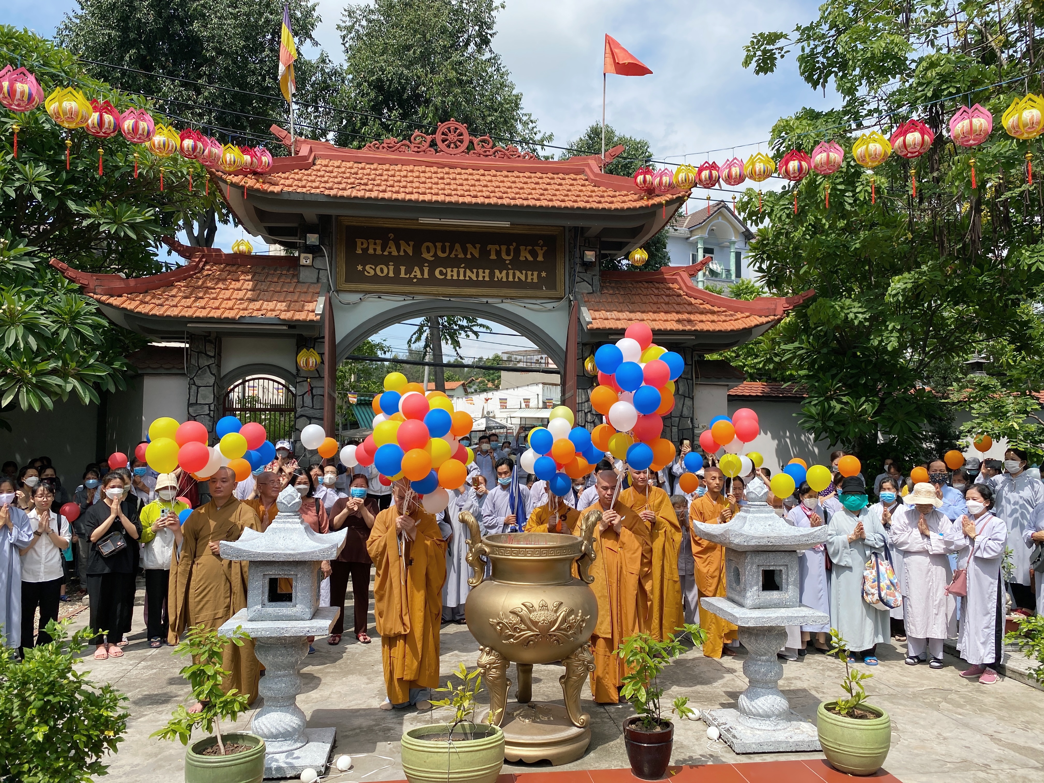 TP.HCM: Hơn 2000 người tham dự Đại lễ Phật đản PL.2566 tại Thiền viện Tuệ Quang