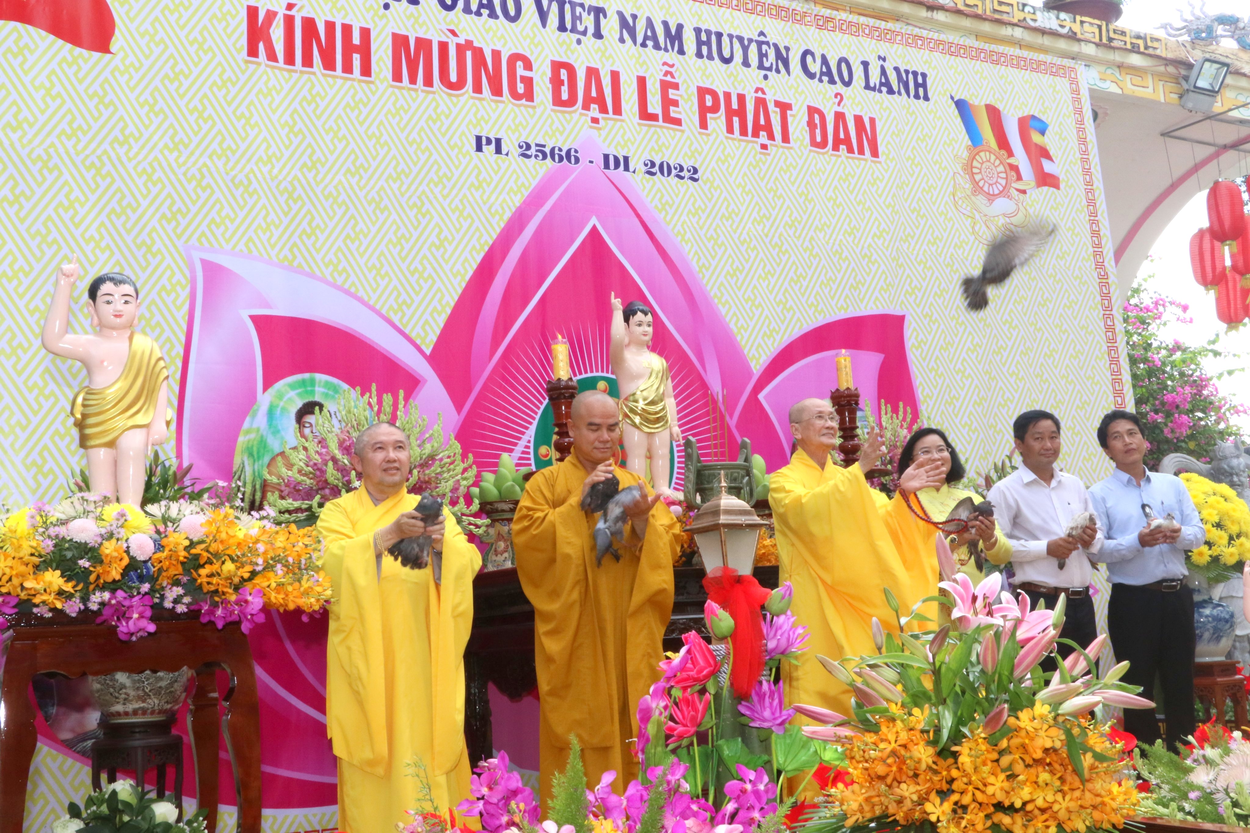 Đồng Tháp: Phật giáo huyện Cao Lãnh tổ chức Đại lễ Phật đản Phật lịch 2566