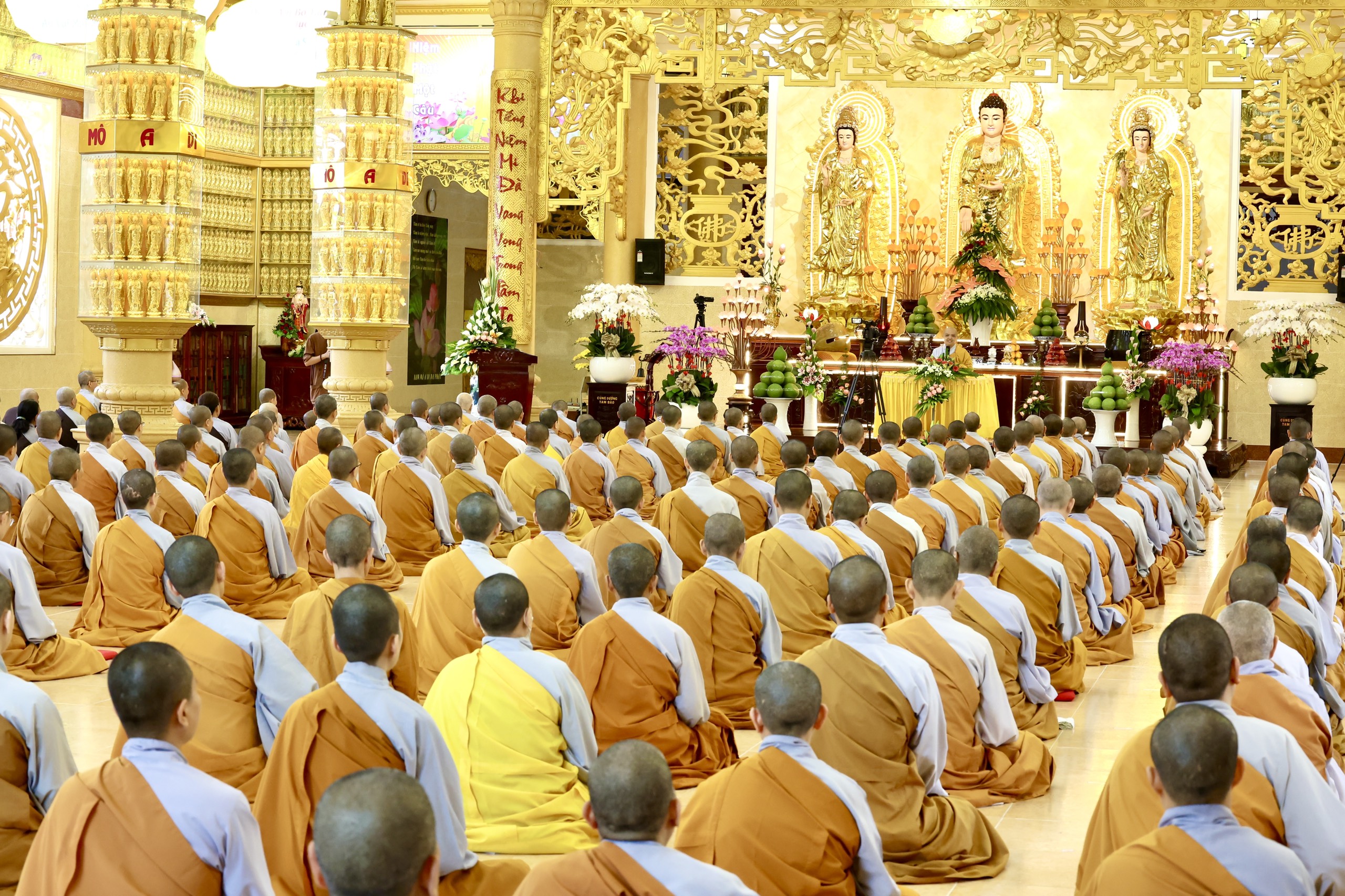 Đồng Nai: Ni sư Hương Nhũ thuyết giảng tại trường hạ chùa Long Vân