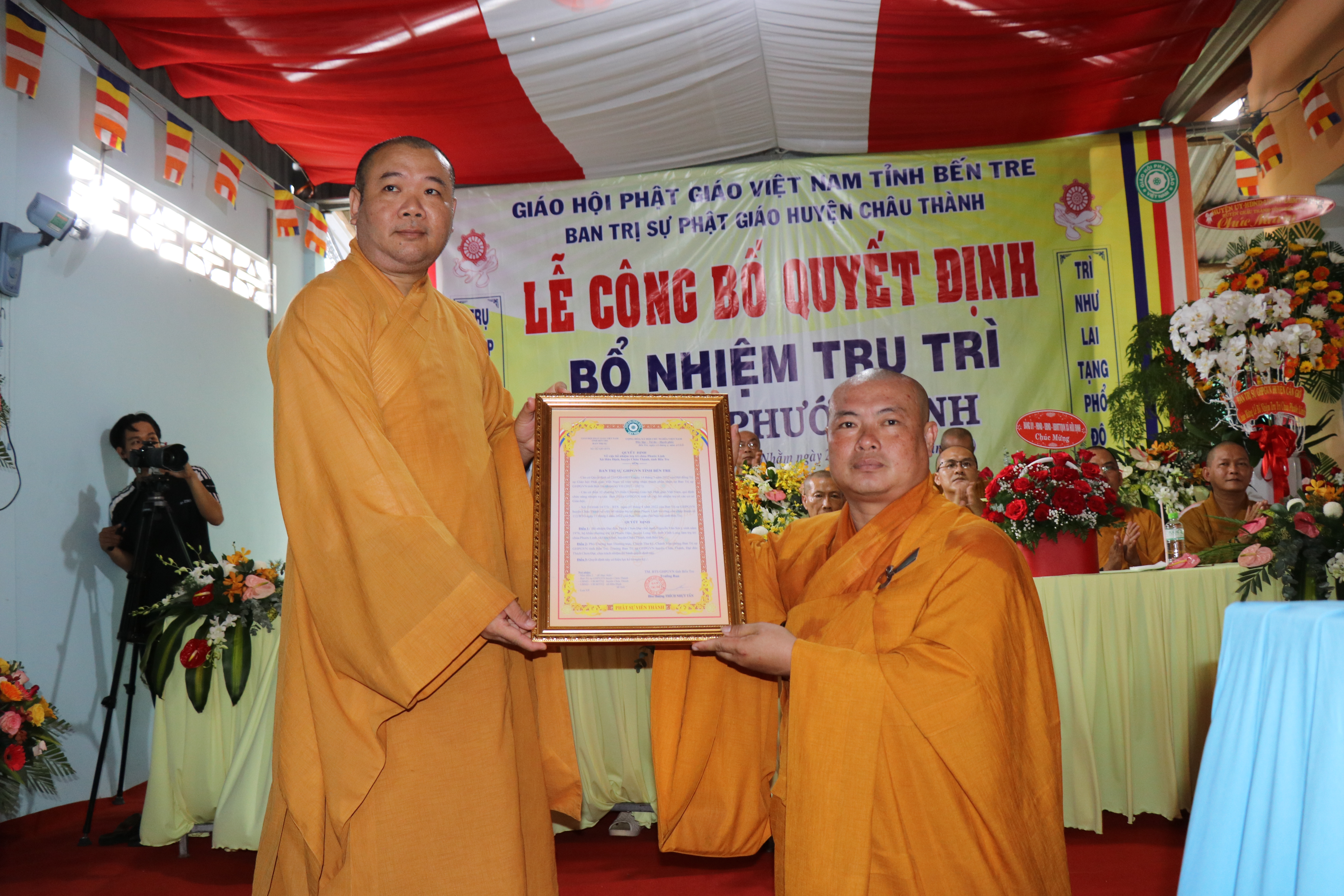 Bến Tre: Lễ công bố trao quyết định bổ nhiệm trụ trì chùa Phước Linh