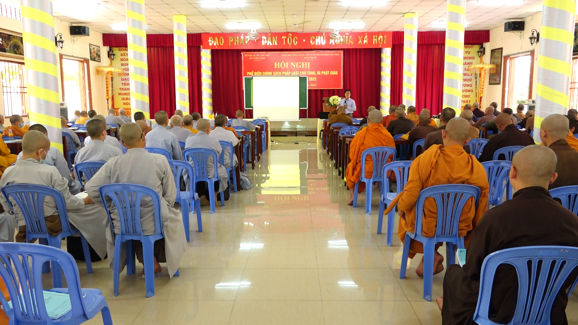Cần Thơ: Hội nghị phổ biến chính sách pháp luật cho Tăng, Ni Phật giáo thành phố