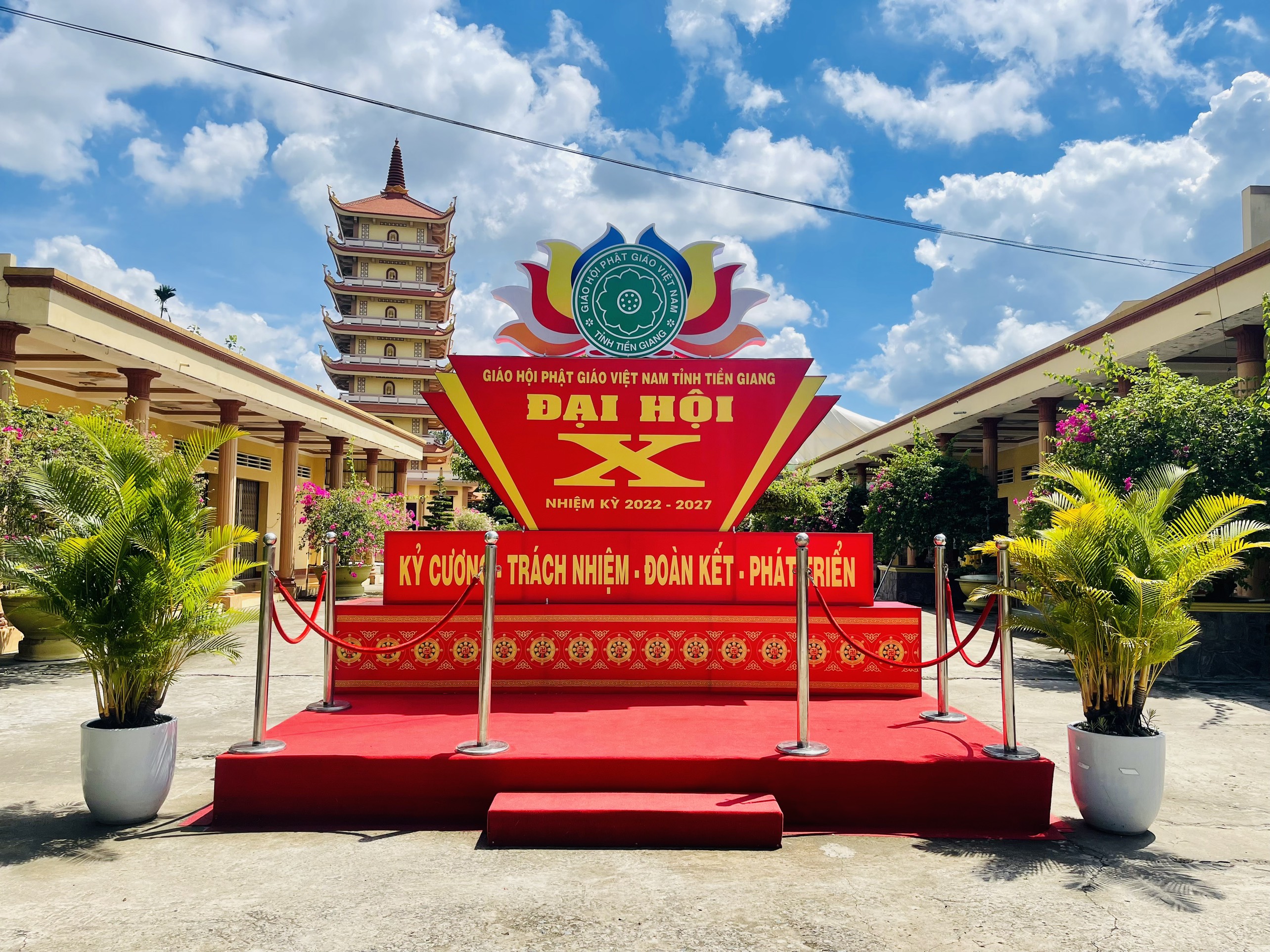 Tiền Giang: Chùm ảnh công tác chuẩn bị Đại hội Đại biểu Phật giáo tỉnh lần thứ X tại chùa Vĩnh Tràng