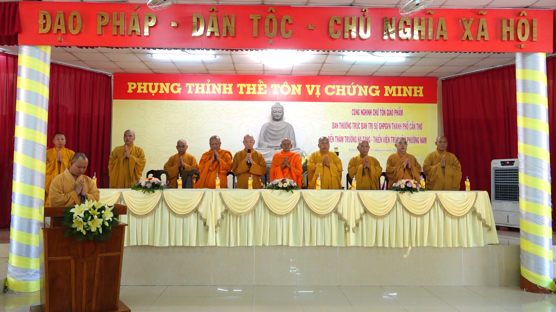 Cần Thơ: Ban Thường trực BTS GHPGVN Thành phố viếng thăm và sách tấn Chư hành giả An cư Kiết hạ PL.2566 – DL. 2022
