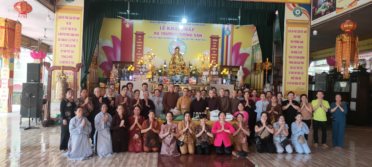 Thanh Hóa: Phật giáo huyện Quảng Xương cúng dường 6 hạ trường trong tỉnh