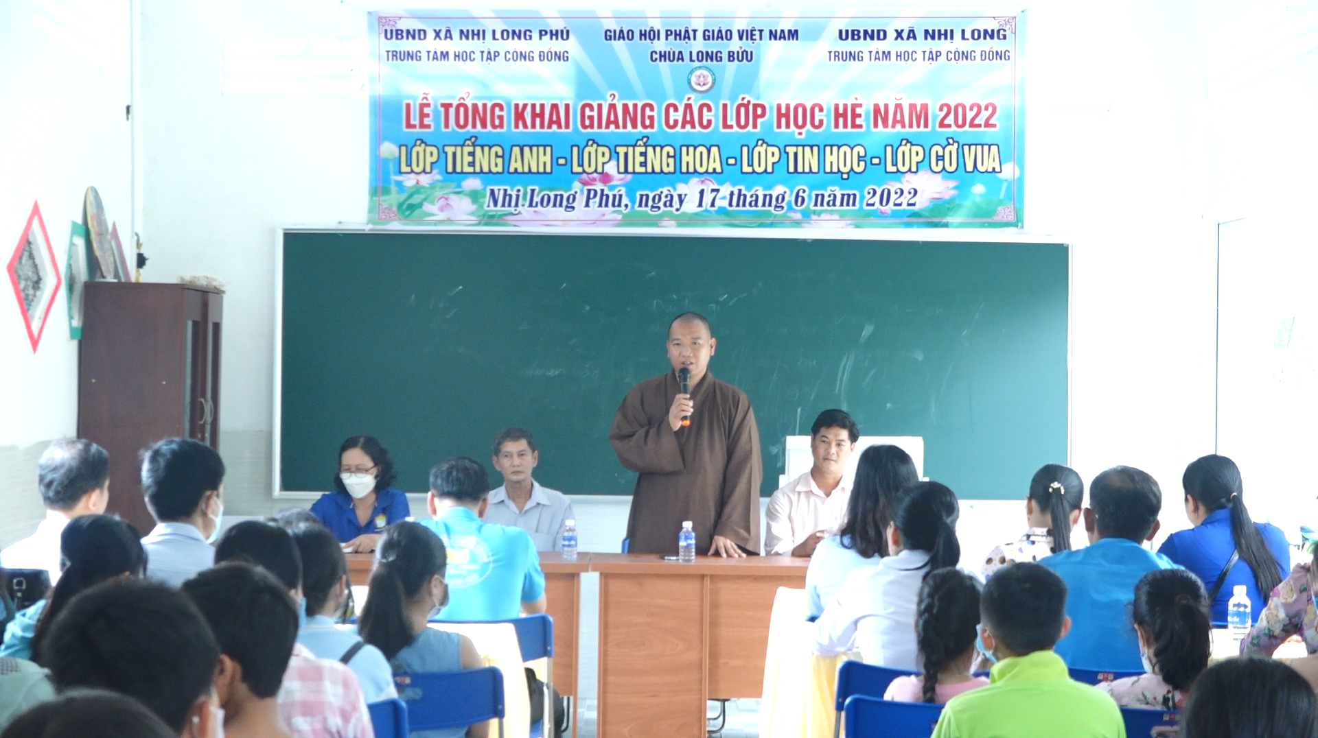 Trà Vinh: Chùa Long Bửu tổng khai giảng các lớp học hè 2022