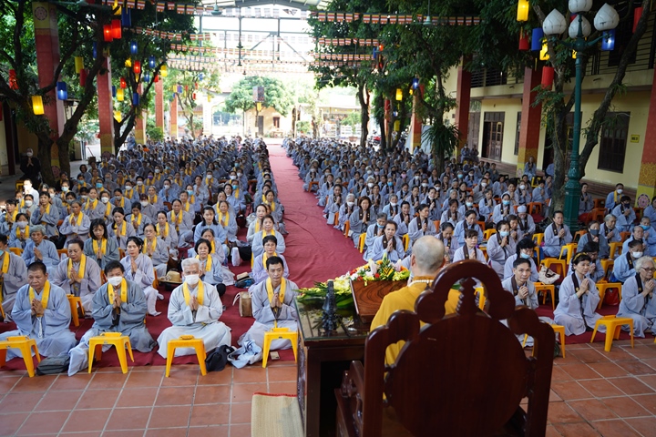 Hà Nội: Ngày tu an lạc tháng 6 năm Nhâm Dần tại chùa Bằng