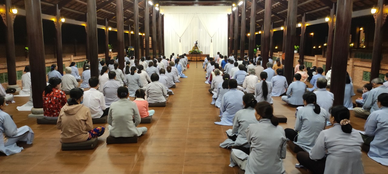 Bến Tre: Thượng tọa Thích Huệ Định chia sẻ Pháp thoại và khai kinh Vu Lan Báo hiếu tại chùa An Long
