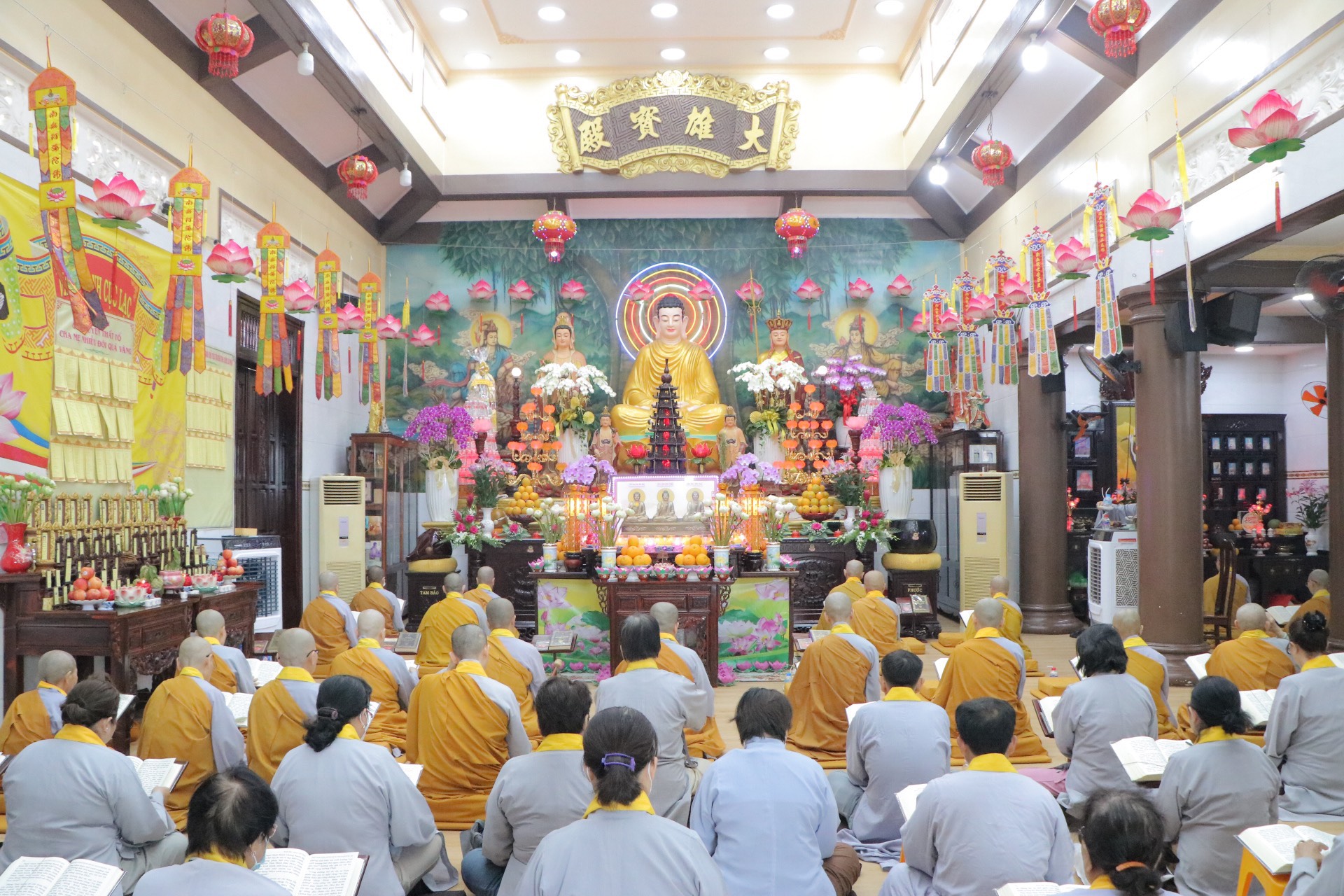 TP.HCM: Trang nghiêm lễ tạ Đàn Liên Hoa tại Bồ Đề Lan Nhã