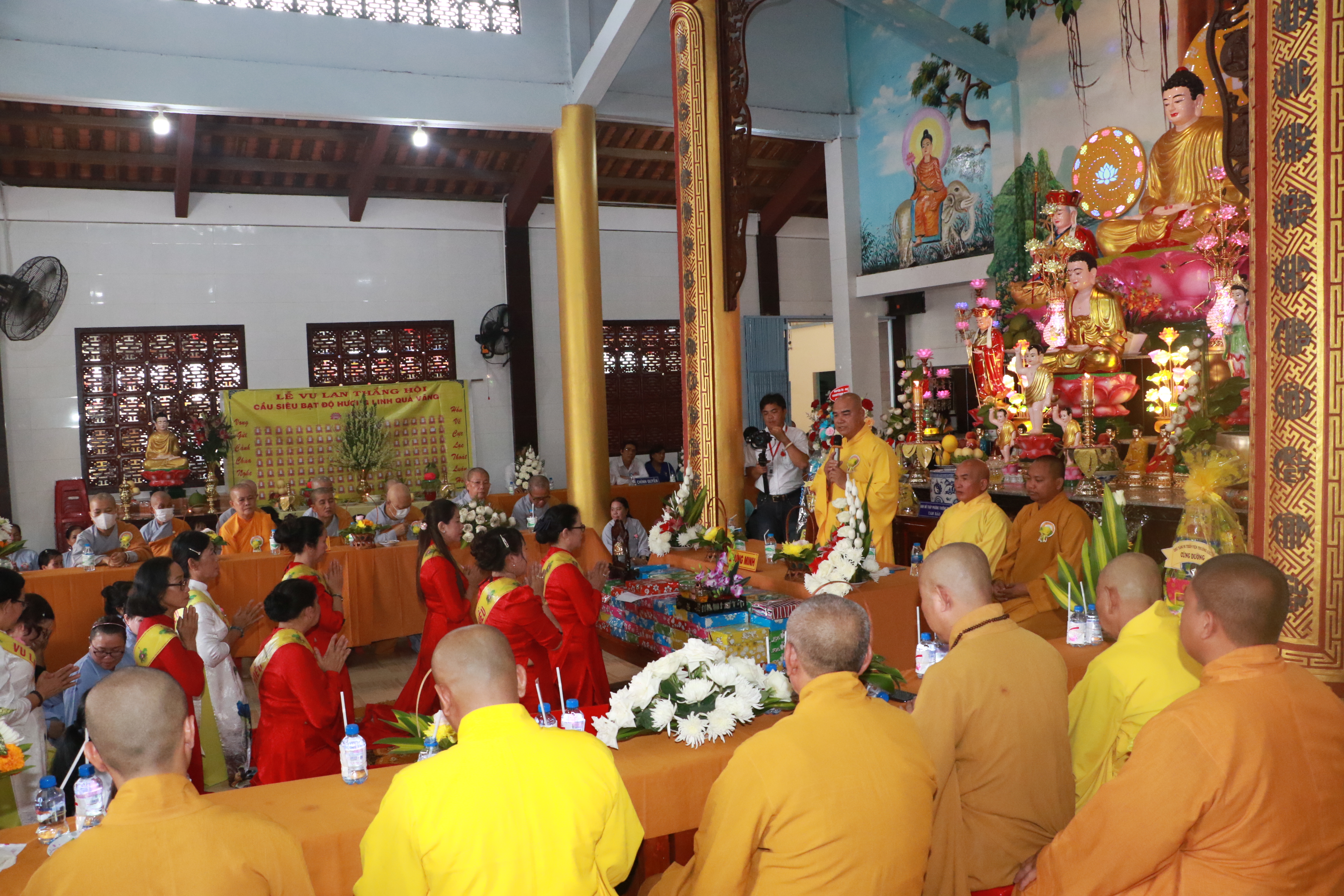 Đồng Tháp: Chùa Thanh Lập tổ chức lễ Vu lan, dâng pháp y