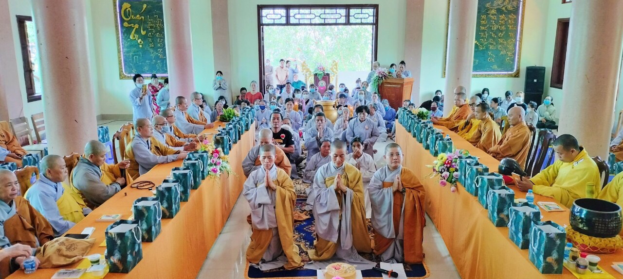 Bình Phước: Chùa Từ Quang tổ chức Đại lễ Vu lan và phát quà cho bà con có hoàn cảnh khó khăn tại địa phương