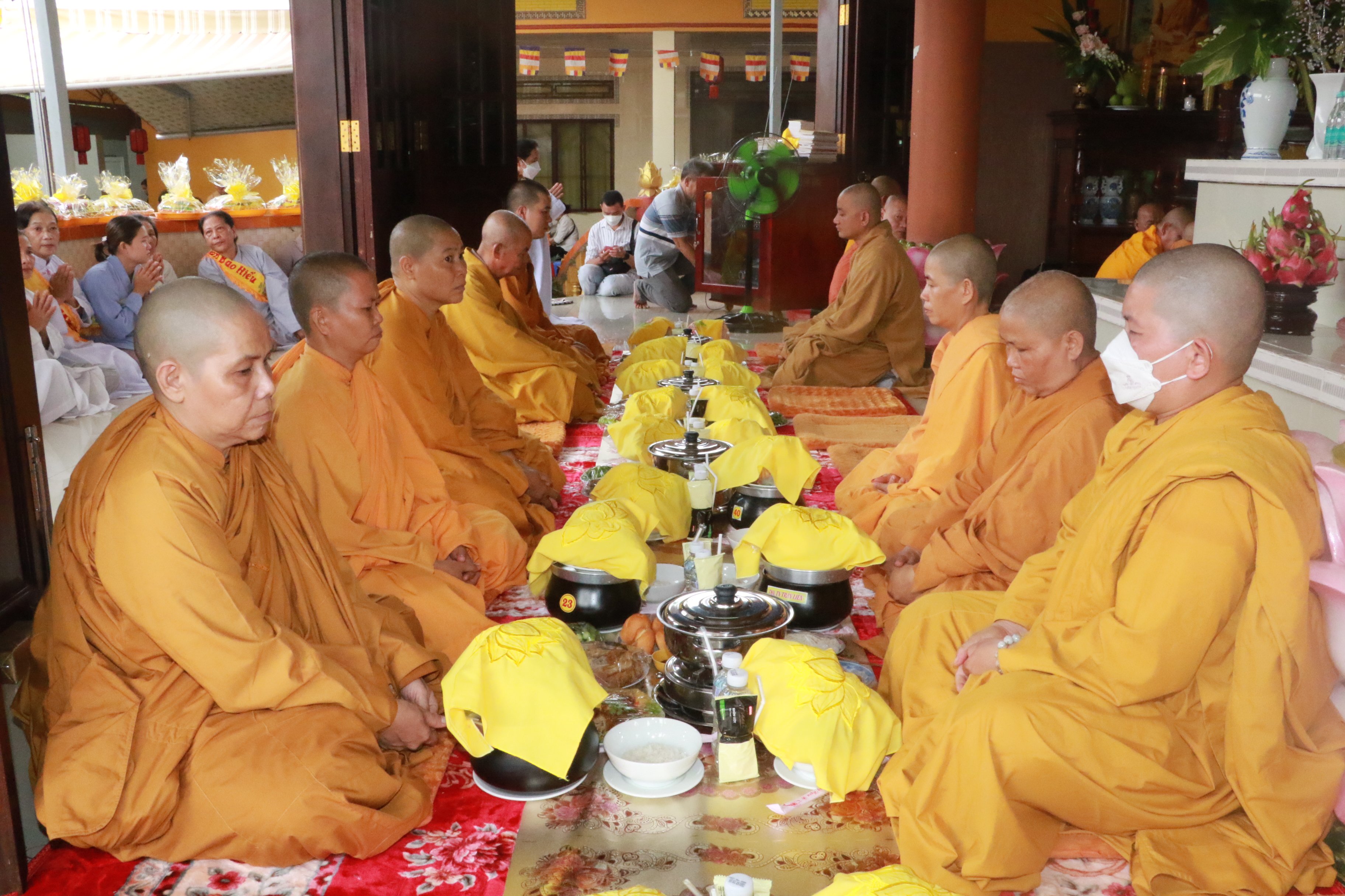 Đồng Tháp: Lễ dâng pháp y mùa Vu lan tại Tịnh xá Ngọc Hoà, huyện Lấp Vò