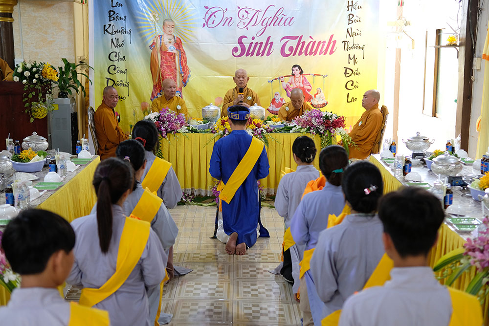 Kiên Giang:  Chùa Phước Huệ trang nghiêm tổ chức lễ Vu Lan - Dâng Pháp Y Ca Sa