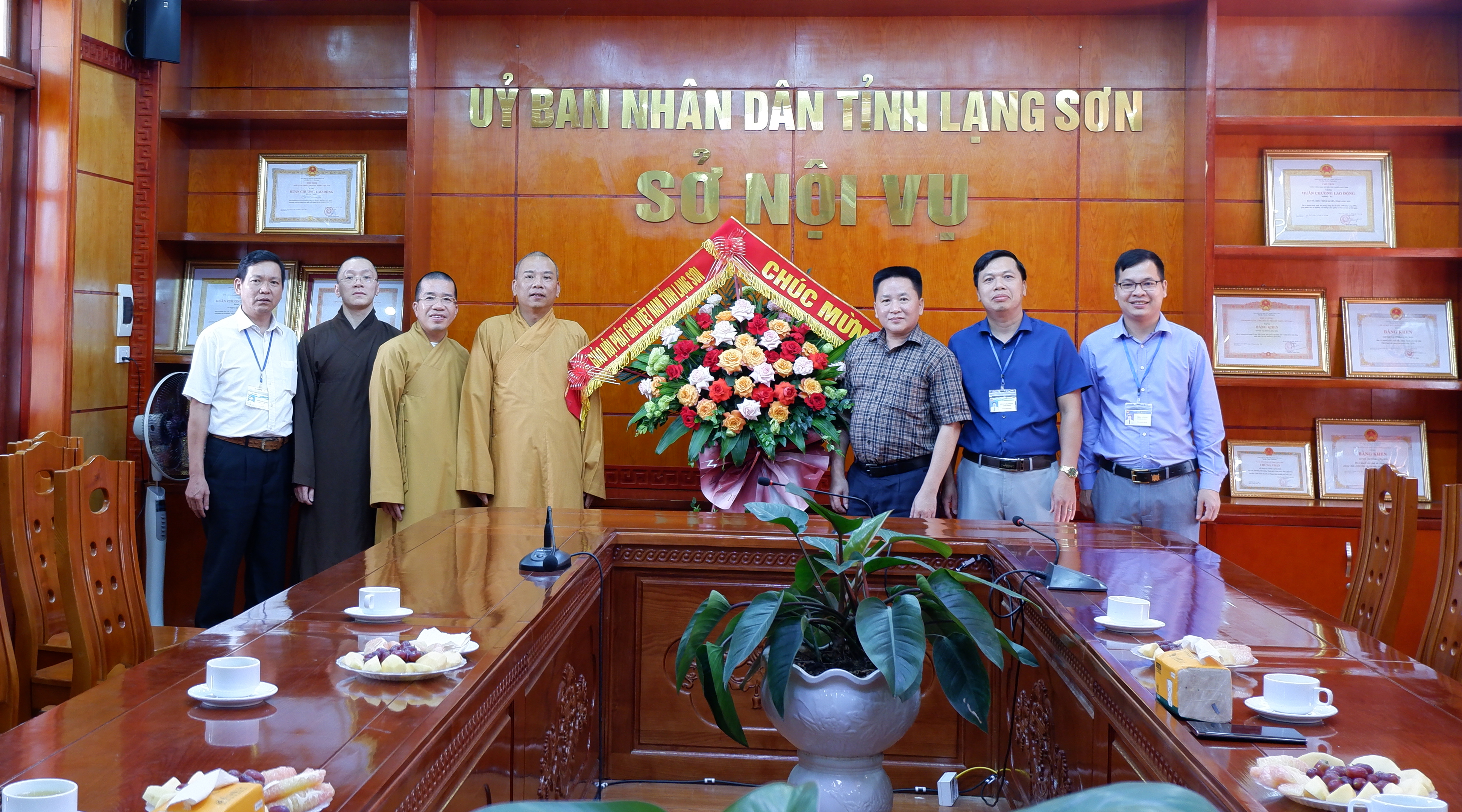 Lạng Sơn: Ban Trị sự thăm, chúc mừng Phòng Tôn giáo Sở Nội vụ tỉnh nhân kỷ niệm 67 năm Ngày truyền thống ngành Quản lý nhà nước về Tôn giáo (02/8/1955 - 02/8/2022)