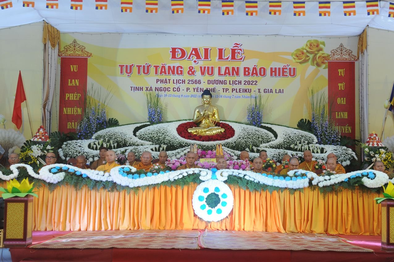 Gia Lai: Giáo đoàn III – Hệ phái Khất sĩ trang nghiêm Đại lễ Tự tứ - Vu lan Báo hiếu tại Tịnh xá Ngọc Cổ