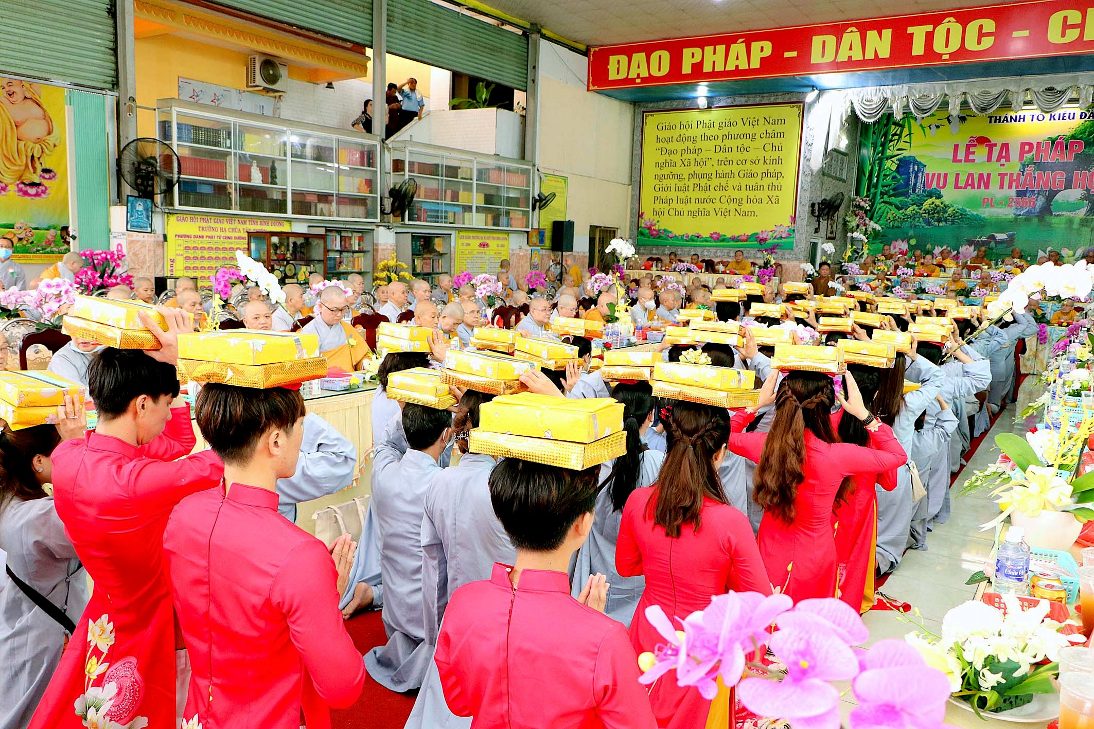 Bình Dương: Lễ tạ pháp của hành giả  an cư tại 02 trường hạ Ni