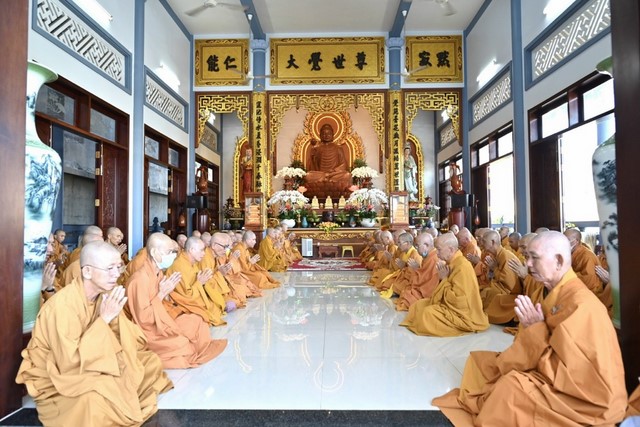 BR-VT: Chư Tăng TP.Vũng Tàu tác pháp Tự tứ tại chùa Liên Trì