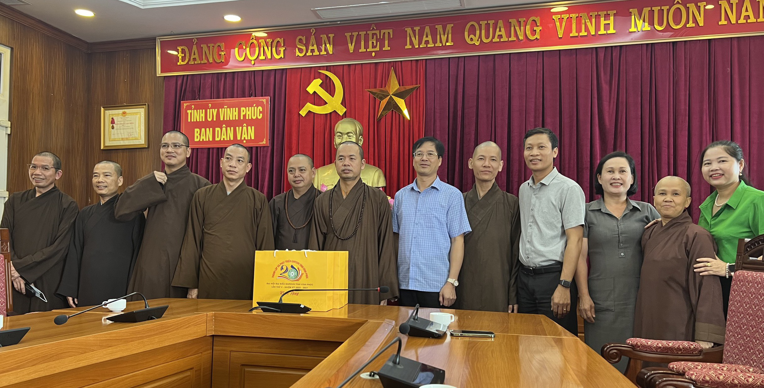 Vĩnh Phúc: Thường trực BTS tỉnh thăm lãnh đạo các cơ quan sau thành công Đại hội đại biểu Phật giáo tỉnh