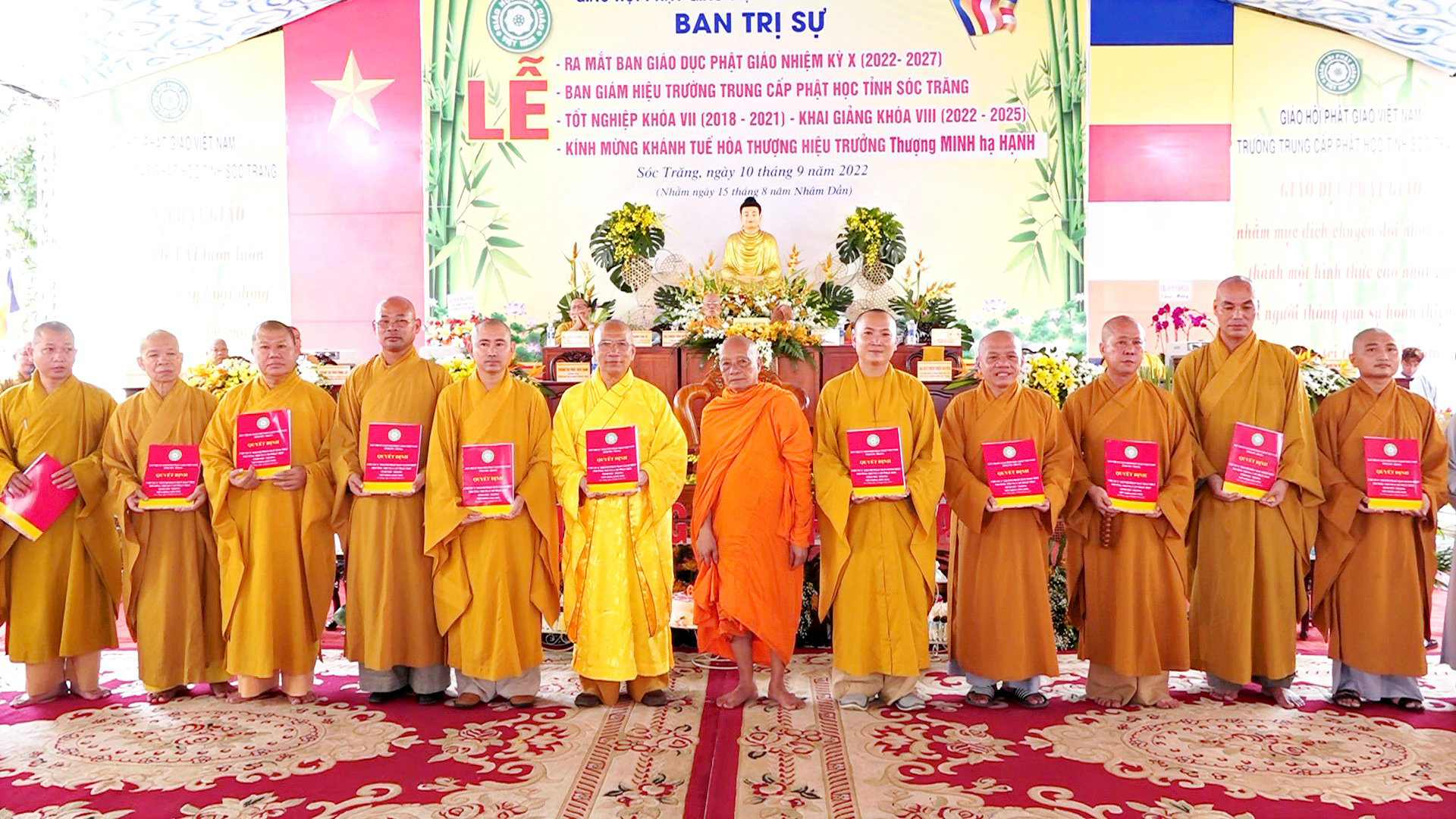 Sóc Trăng: Chuẩn Y nhân sự Ban giáo dục và Lễ tốt nghiệp Trung cấp Phật học khóa VII, khai giảng khóa VIII