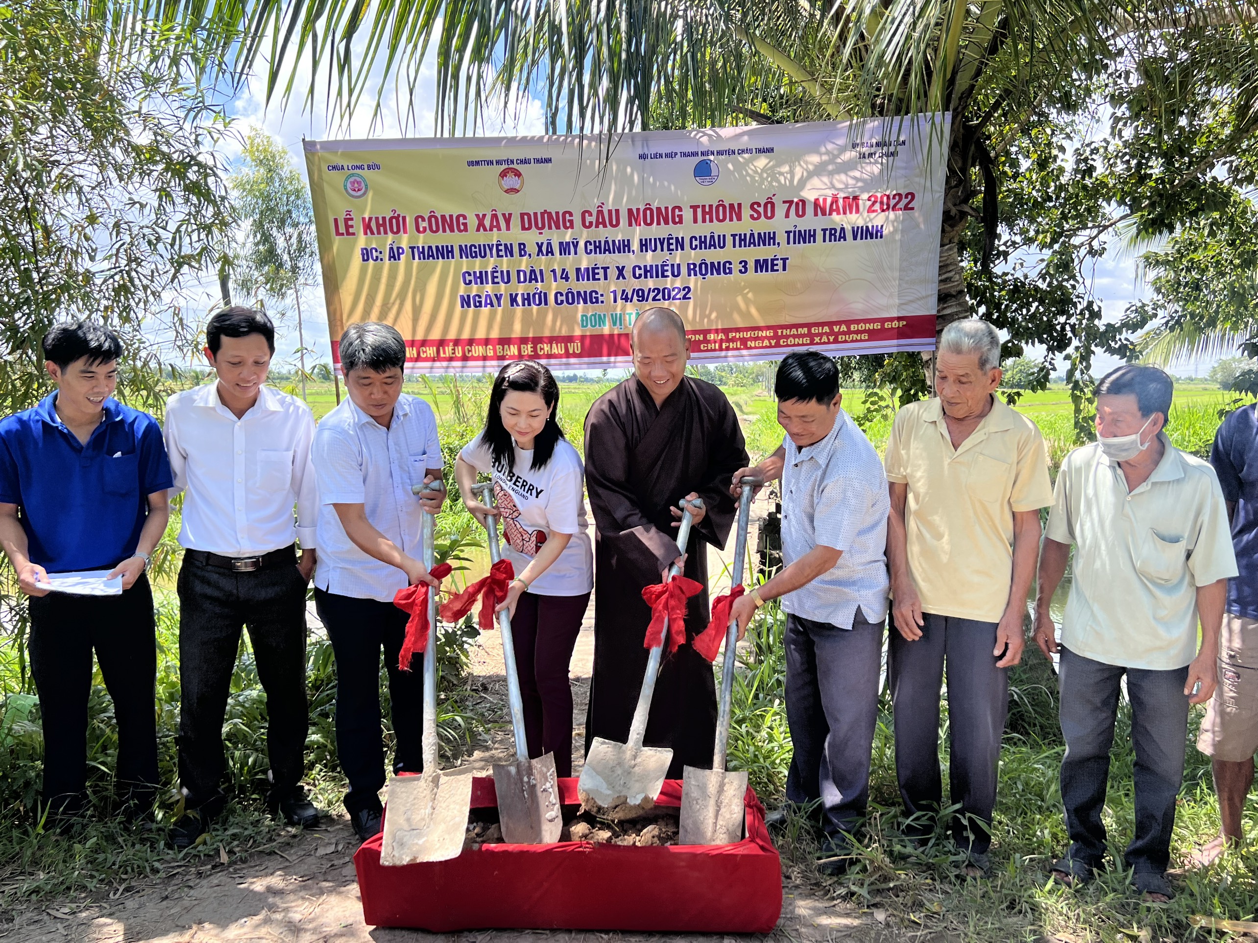 Trà Vinh: Chùa Long Bửu khởi công xây dựng cầu giao thông nông thôn số 70 tại huyện Châu Thành.