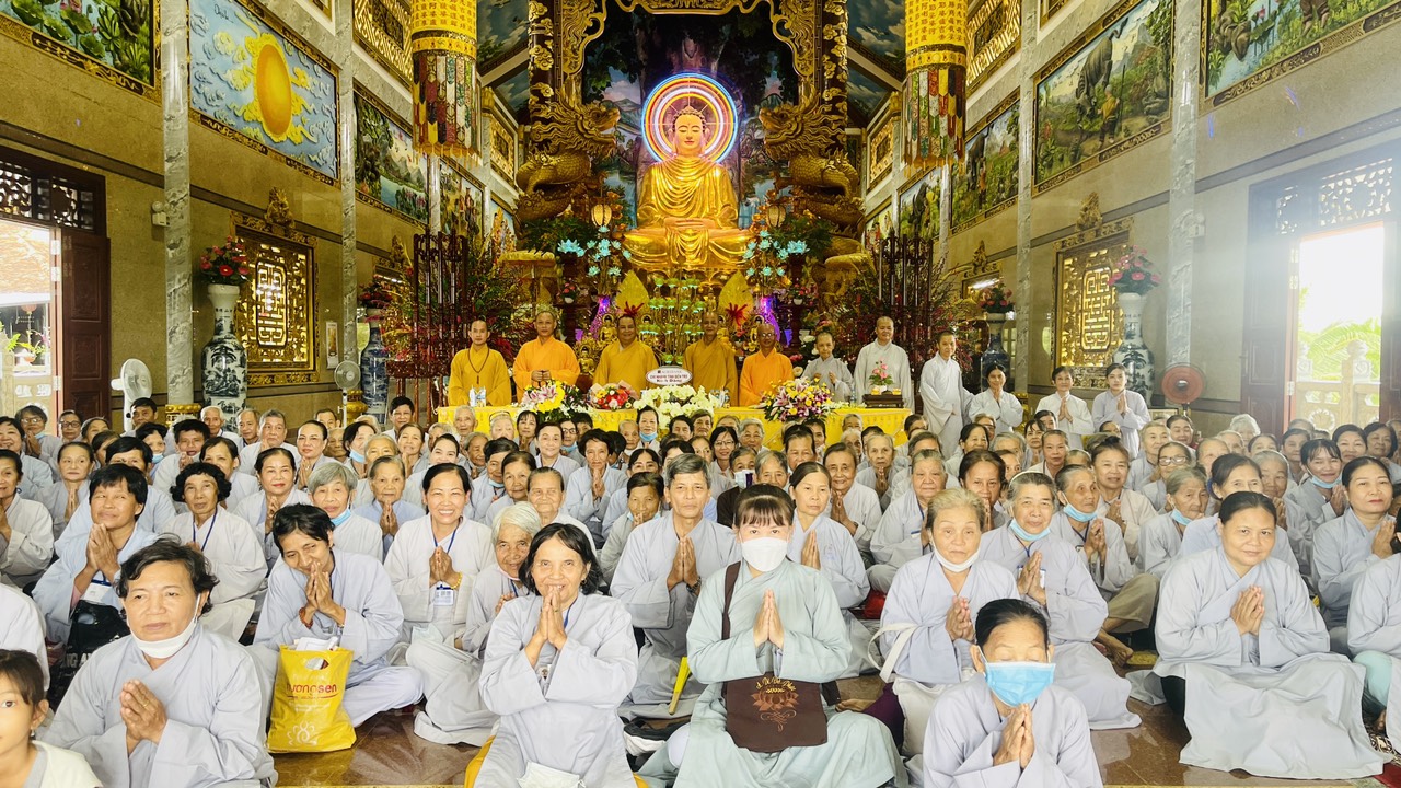 Bến Tre: Ban Hướng dẫn Phật tử GHPGVN tỉnh Bến Tre thăm đạo tràng chùa Vĩnh An