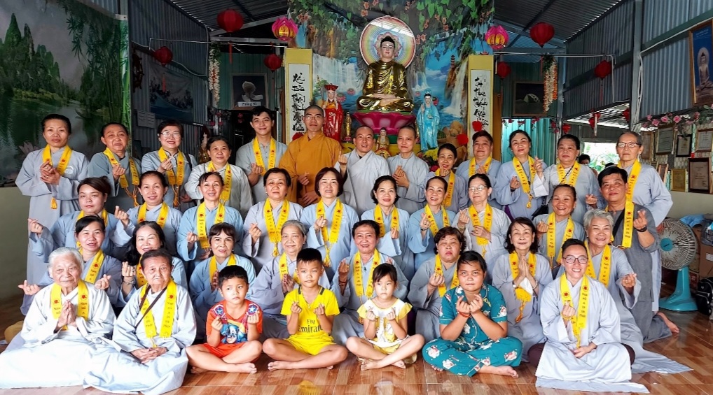 Long An: Khoá tu một ngày tại Tu viện Đạo Làm Con