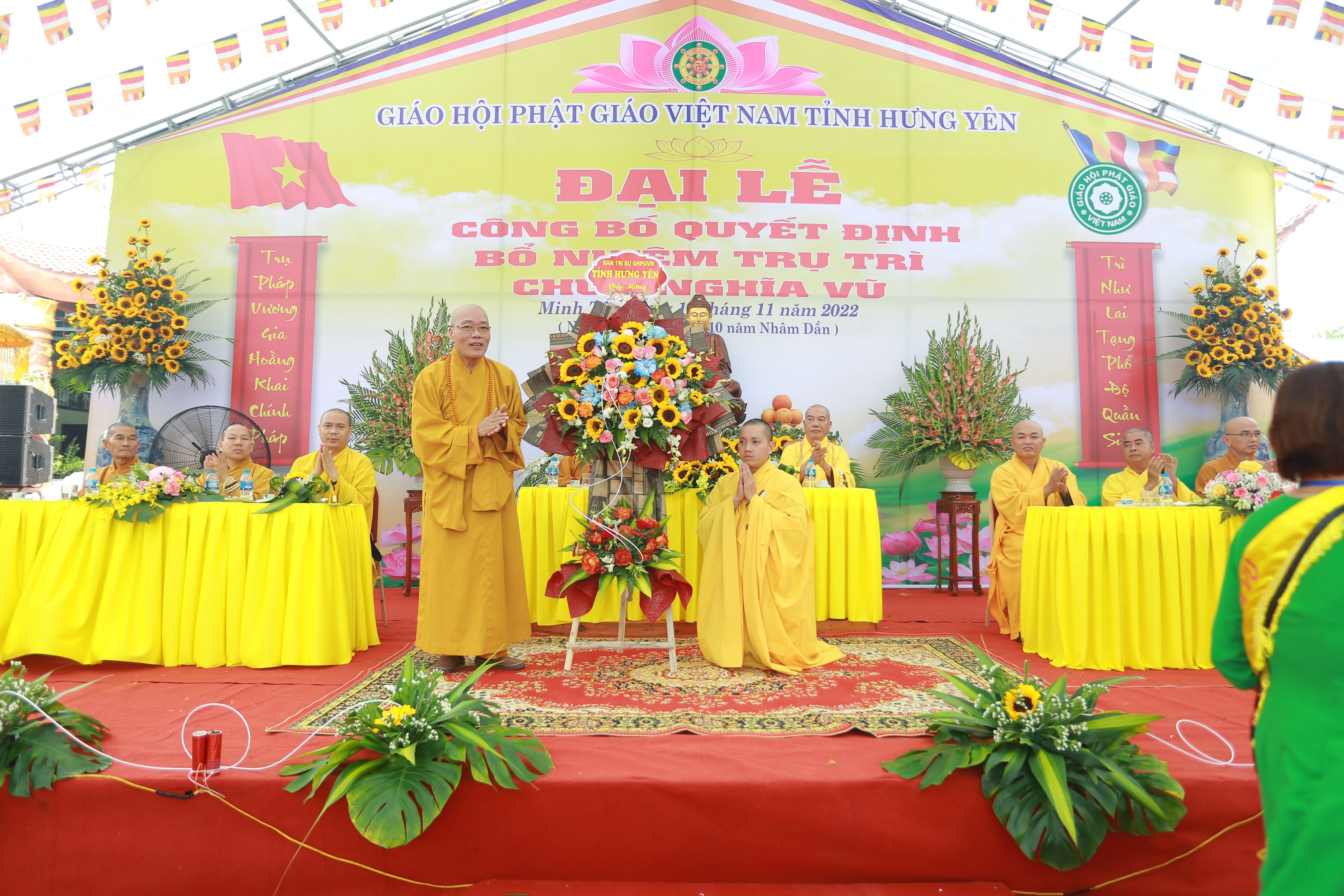 Hưng Yên: Ban Trị sự PG huyện Phù Cừ công bố trao Quyết định bổ nhiệm Trụ trì chùa Nghĩa Vũ cho ĐĐ. Thích Quảng Thuận
