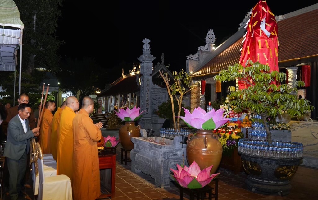 Nghệ An: Chùa Chí Linh an vị Phật nhân mùa Phật Thành Đạo