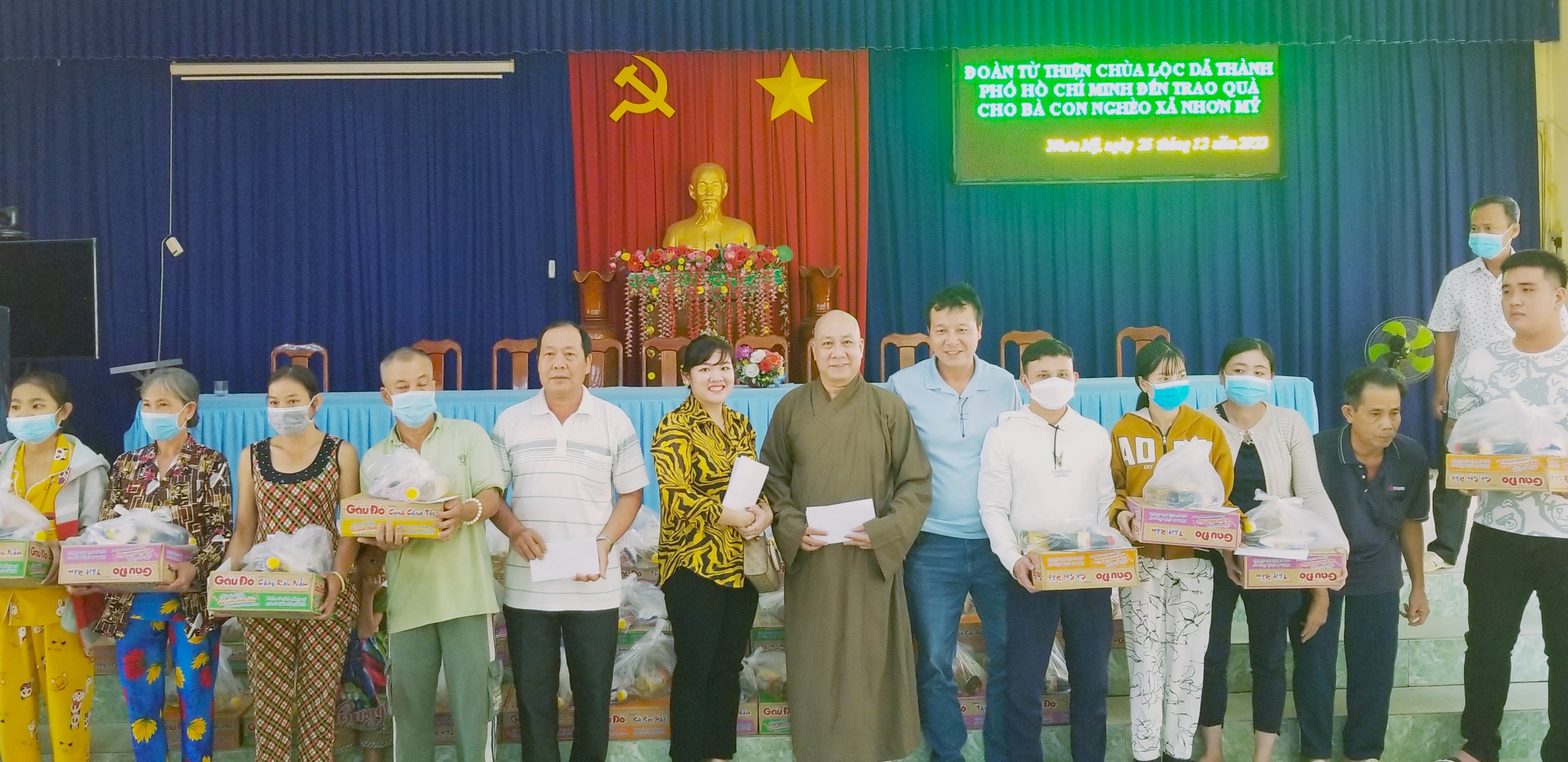 An Giang: Chùa Lộc Dã trao quà cho người khuyết tật tại xã Nhơn Mỹ