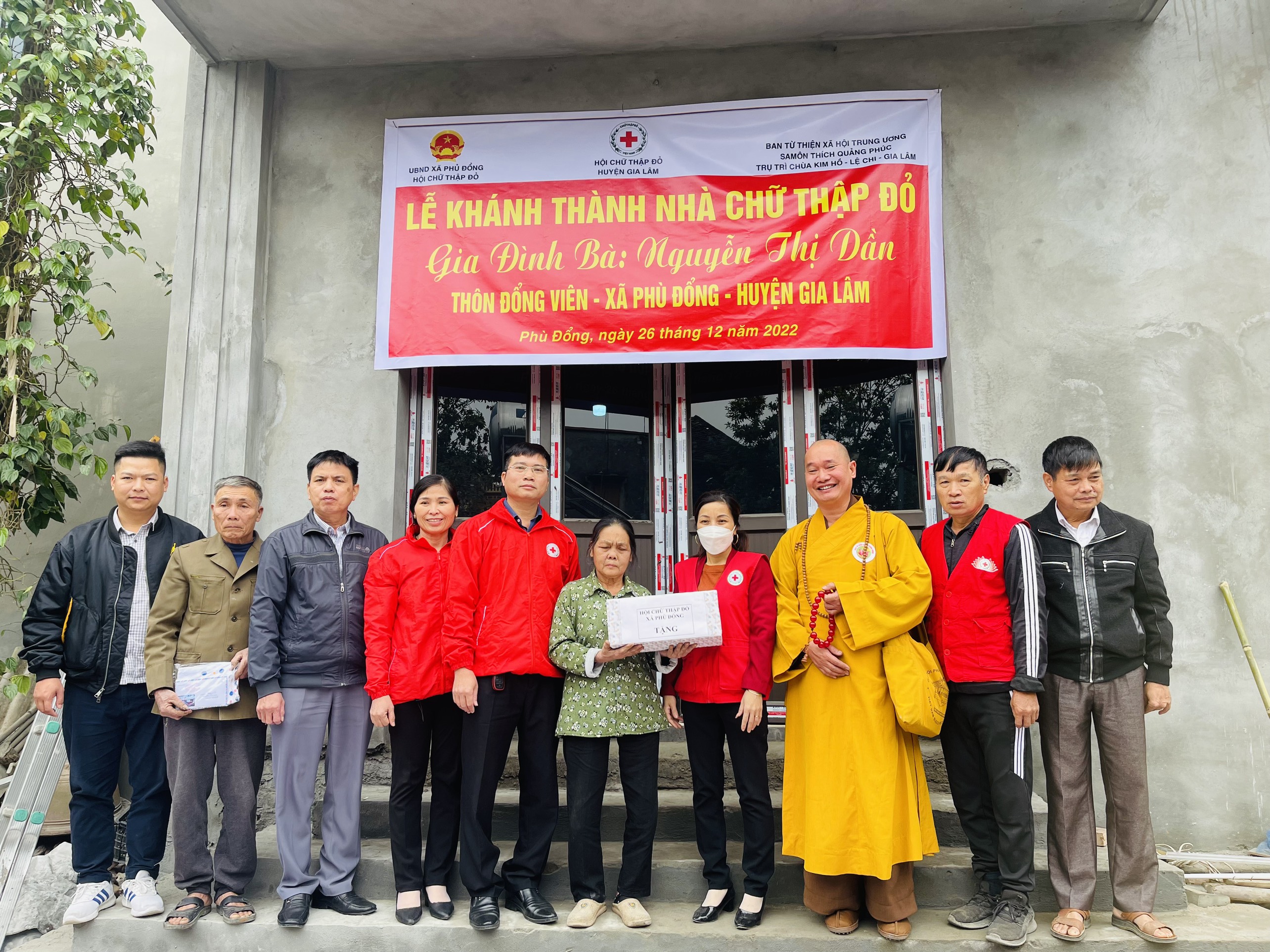 Hà Nội: Ban TT-XH TƯ trao tặng nhà tình thương cho hộ gia đình có hoàn cảnh khó khăn tại huyện Gia Lâm