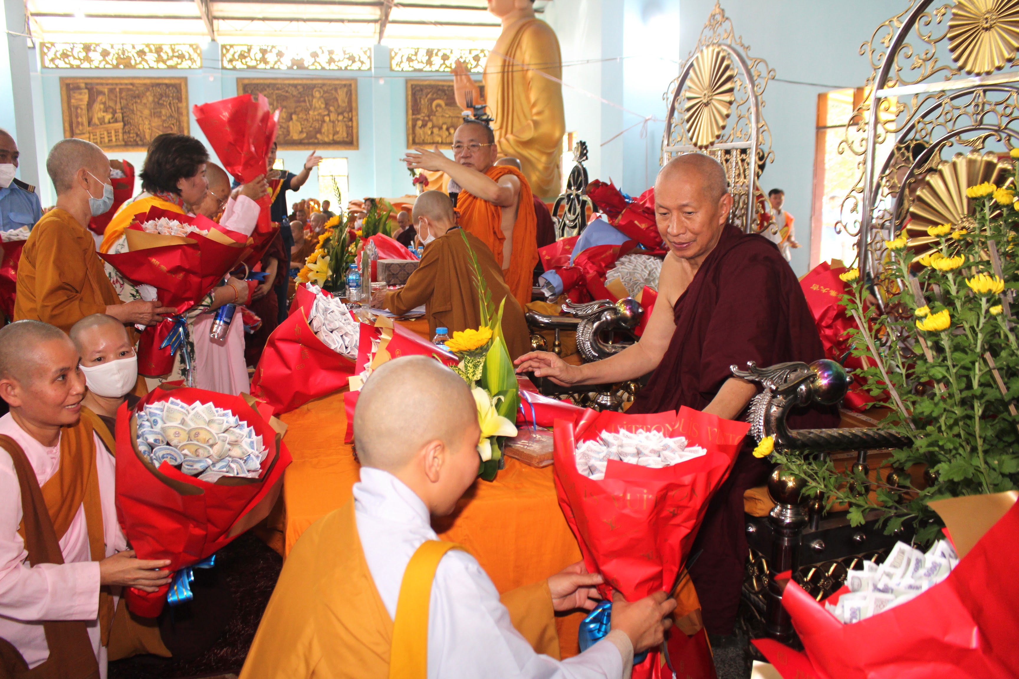 Đồng Nai: Thiền viện Phước Sơn trang nghiêm lễ tri ân khánh tuế Đại lão Hòa thượng Thiền sư Kim Triệu