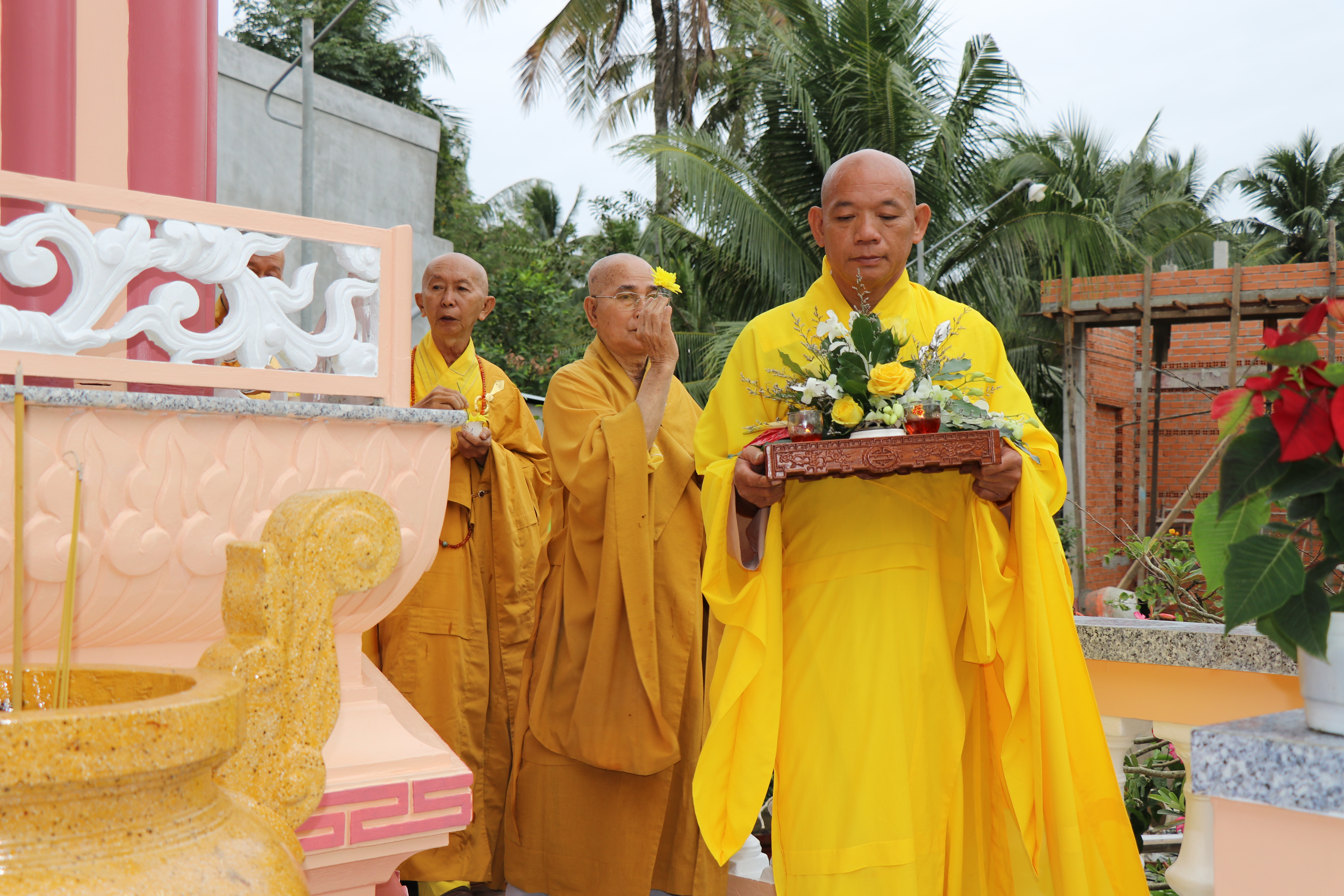 Bến Tre: Lễ nhiễu tháp Hòa thượng Thích Đức Giác tại chùa Bửu Huệ