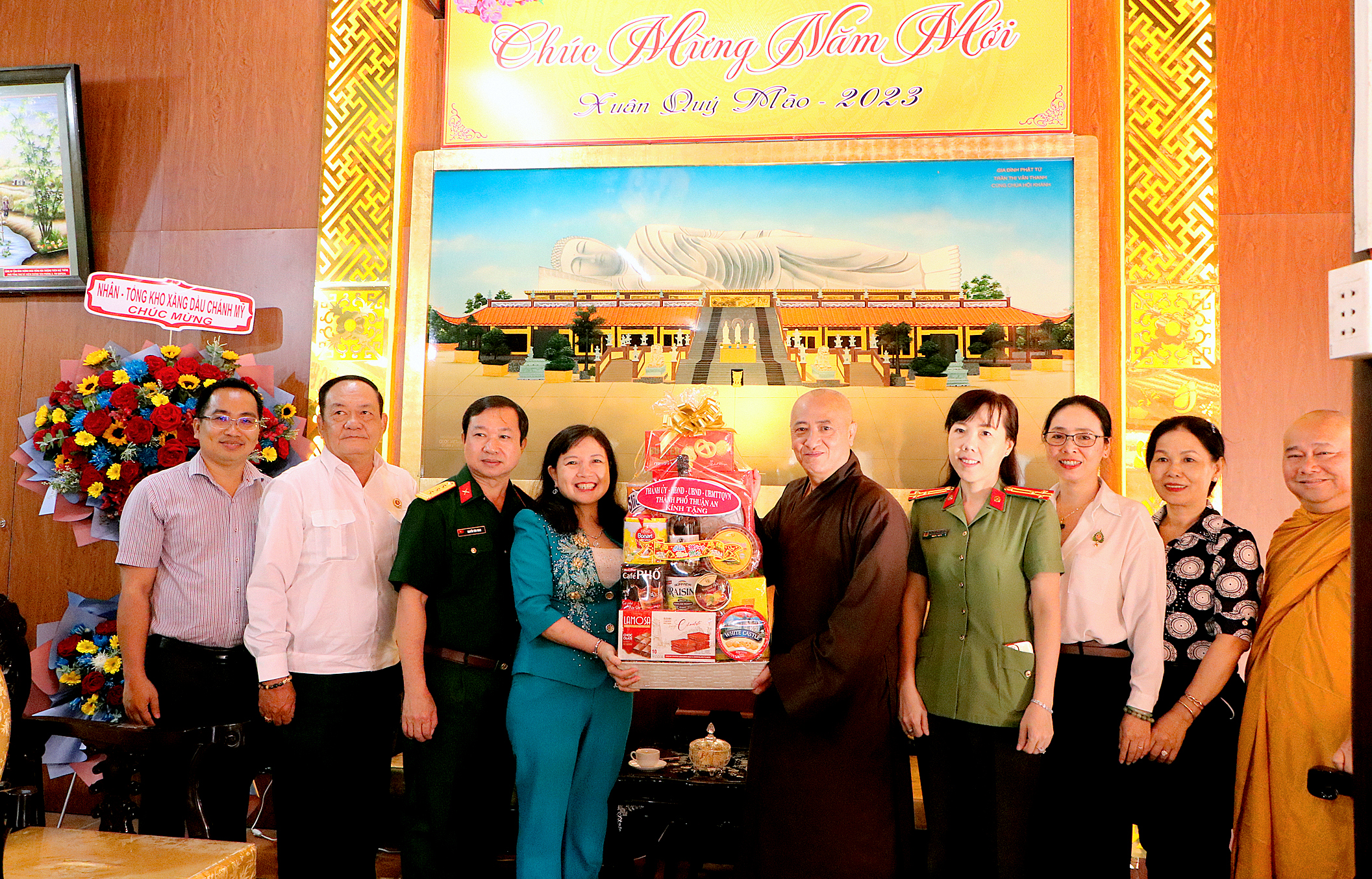 Bình Dương: Lãnh đạo TP. Thuận An chúc Tết đến Ban Trị sự Phật giáo tỉnh nhân dịp Xuân Quý Mão