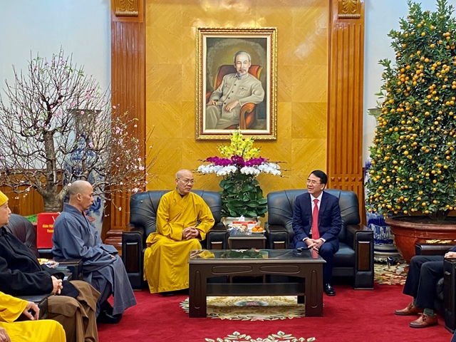 Hải Phòng: Ban Trị sự Phật giáo thành phố chúc Tết lãnh đạo các ban ngành hữu quan