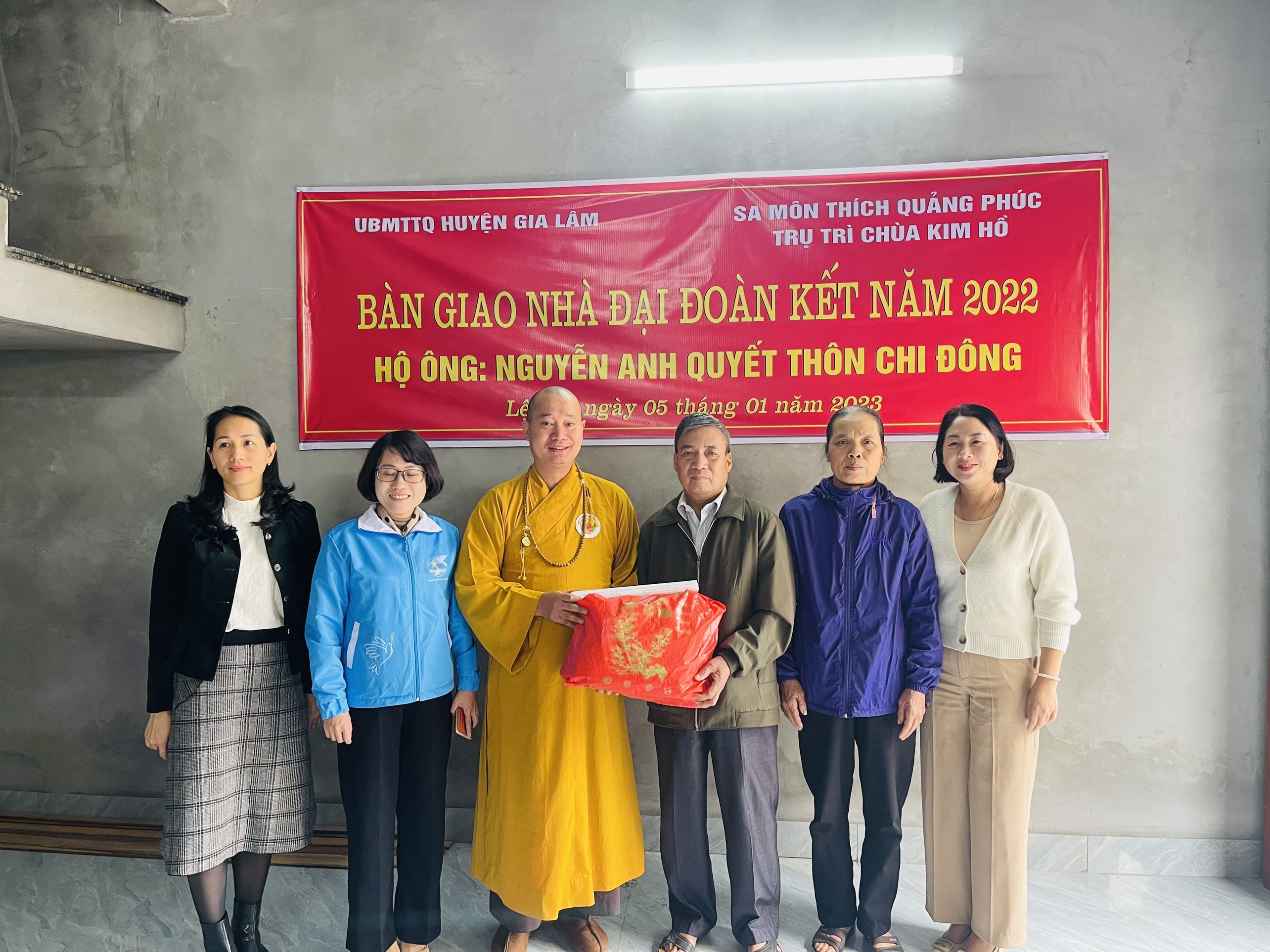 Hà Nội: Trao nhà Đại đoàn kết cho gia đình có hoàn cảnh khó khăn tại huyện Gia Lâm