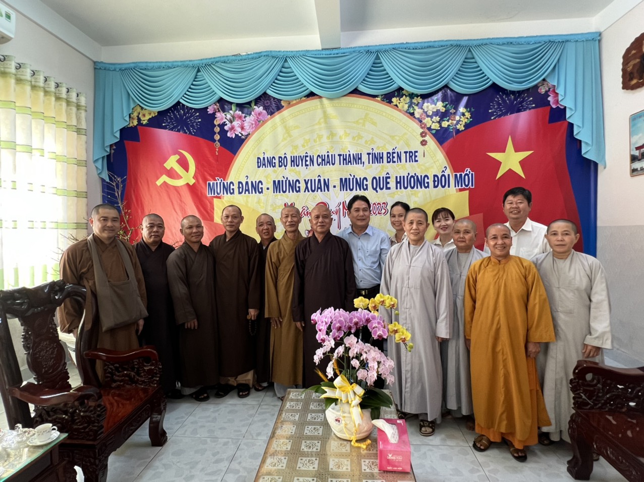 Bến Tre: BTS PG huyện Châu Thành chúc tết lãnh đạo Huyện Ủy, HĐND, UBND, UB MTTQVN huyện Châu Thành
