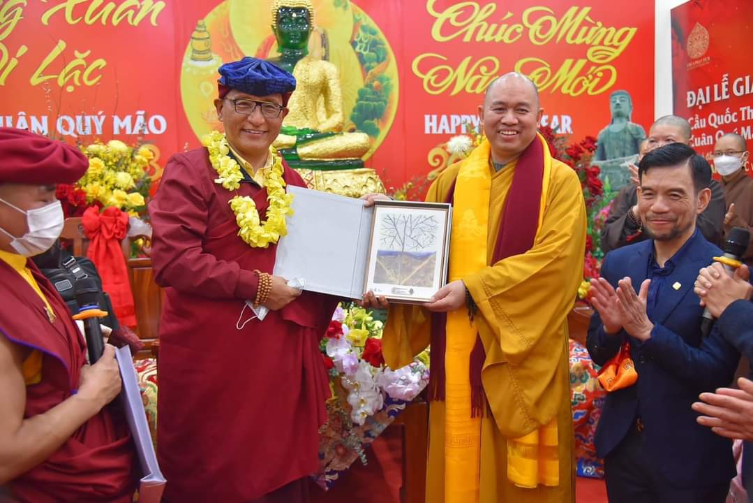 Bắc Ninh: Đức Gyalwang Drukpa thăm chùa Phật Tích