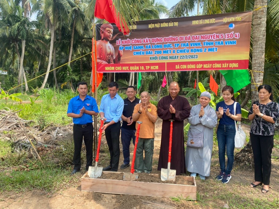 Trà Vinh: Chùa Long Bửu khởi công xây dựng đường giao thông nông thôn