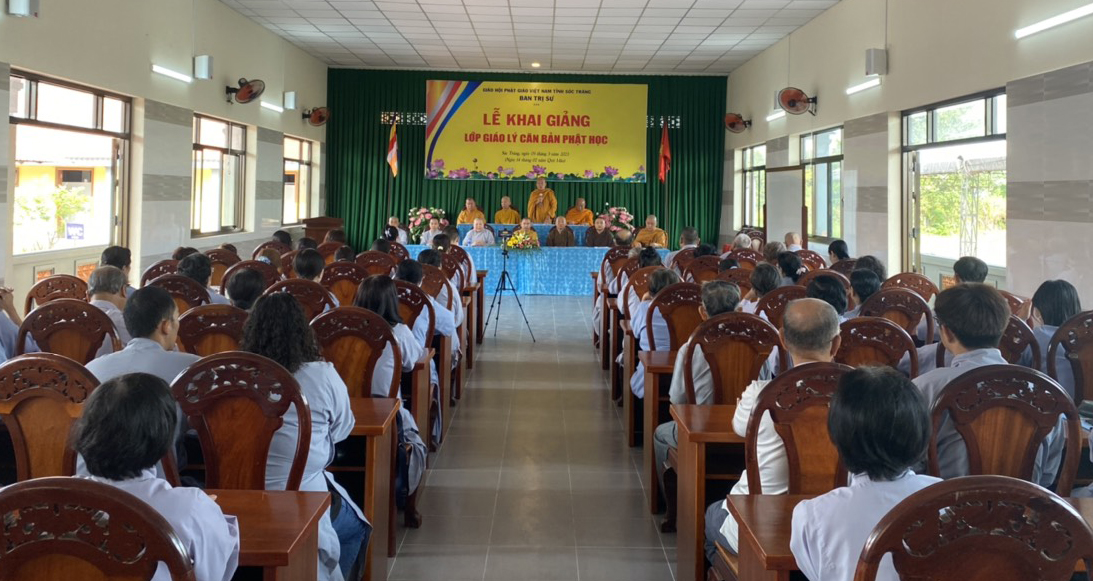 Sóc Trăng: Khai giảng lớp Giáo lý sơ cấp dành cho cư sĩ Phật tử